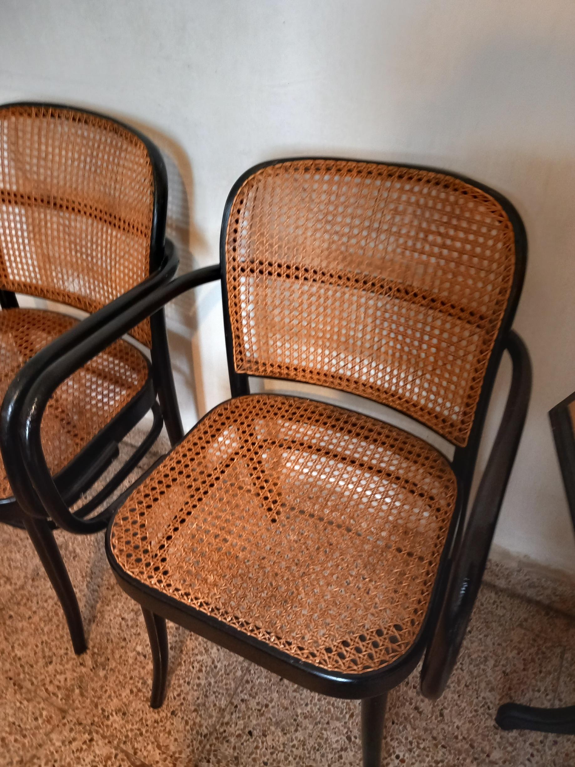 Thonet  Josef Hoffmann Bentwood Chairs, No. 811 Set of Two, Czech Republic 11