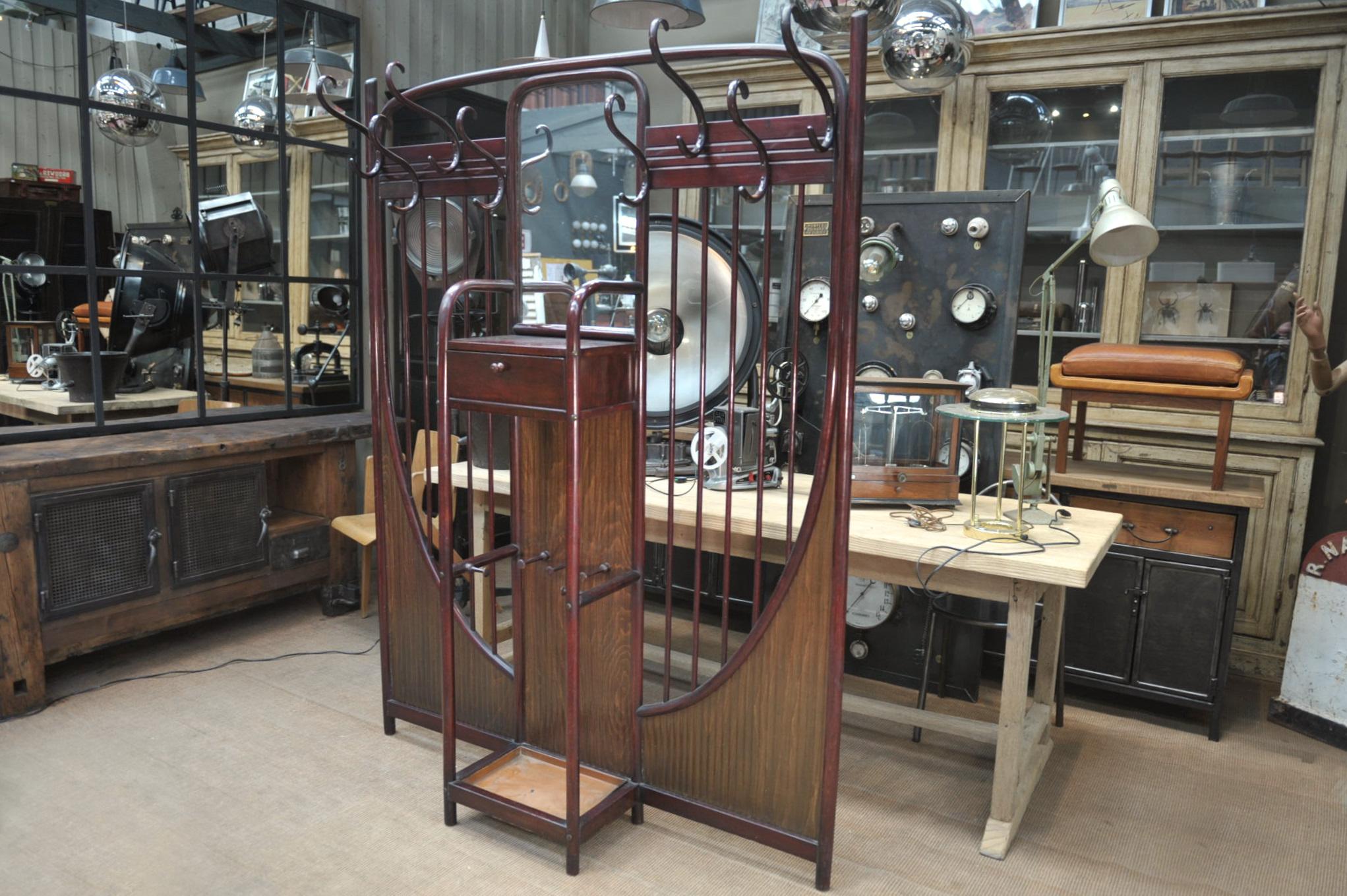 Mirror Thonet Large Coat Rack or Coat Stand, circa 1920 For Sale