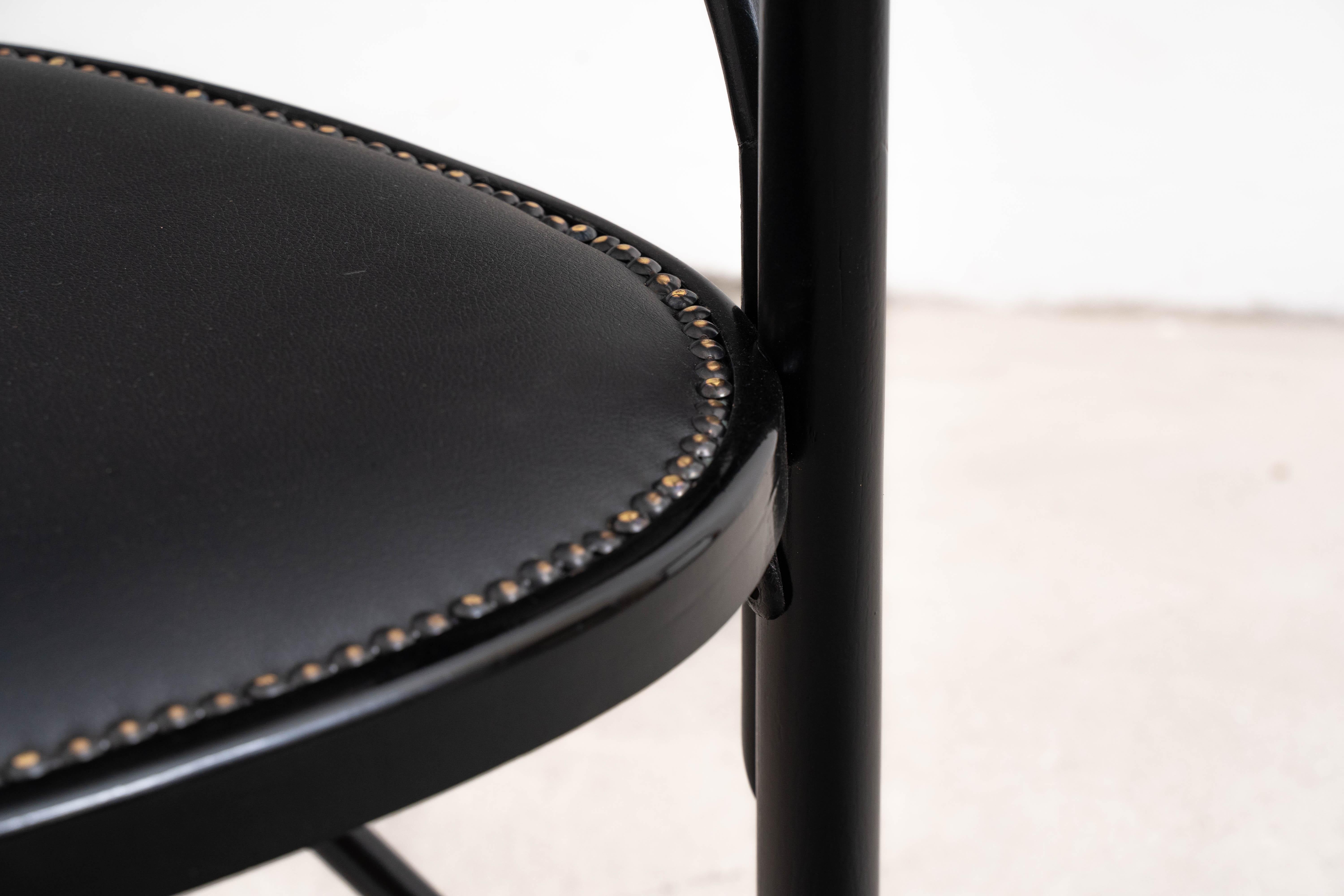 Thonet - Michael Thonet - Armchair - No, 81 - Beech For Sale 3