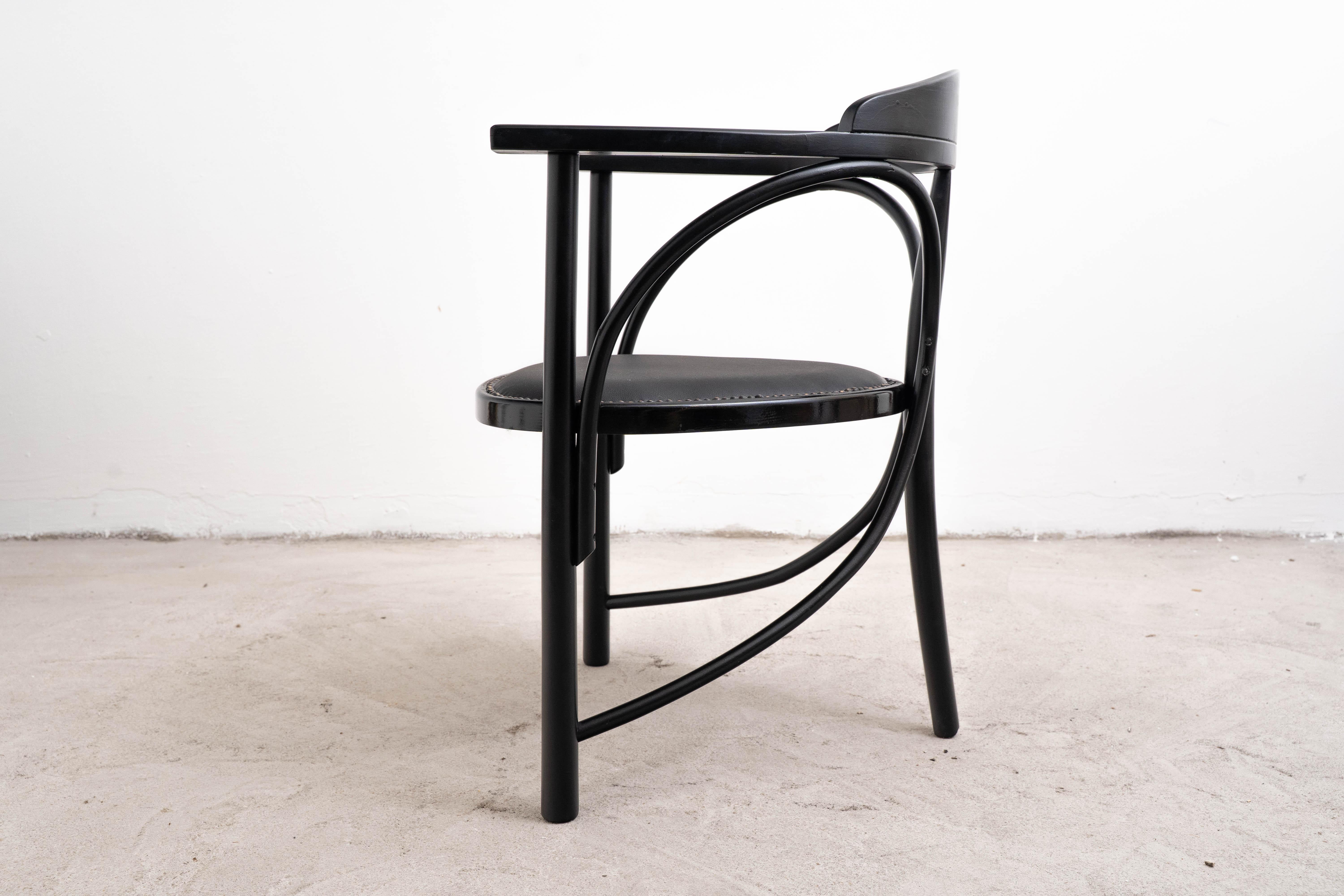 Art Nouveau Thonet - Michael Thonet - Armchair - No, 81 - Beech For Sale