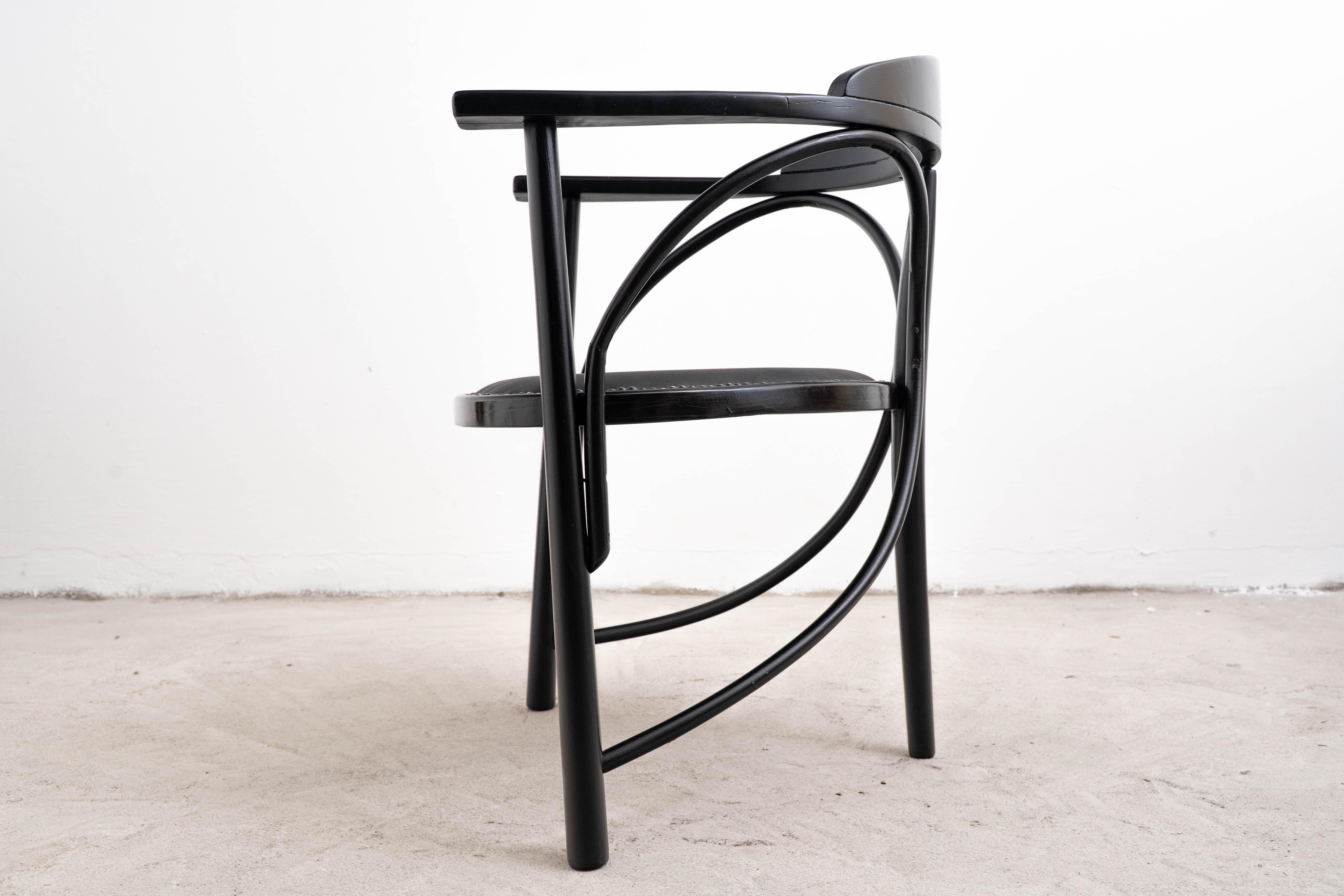 Early 20th Century Thonet - Michael Thonet - Armchair - No, 81 - Beech For Sale