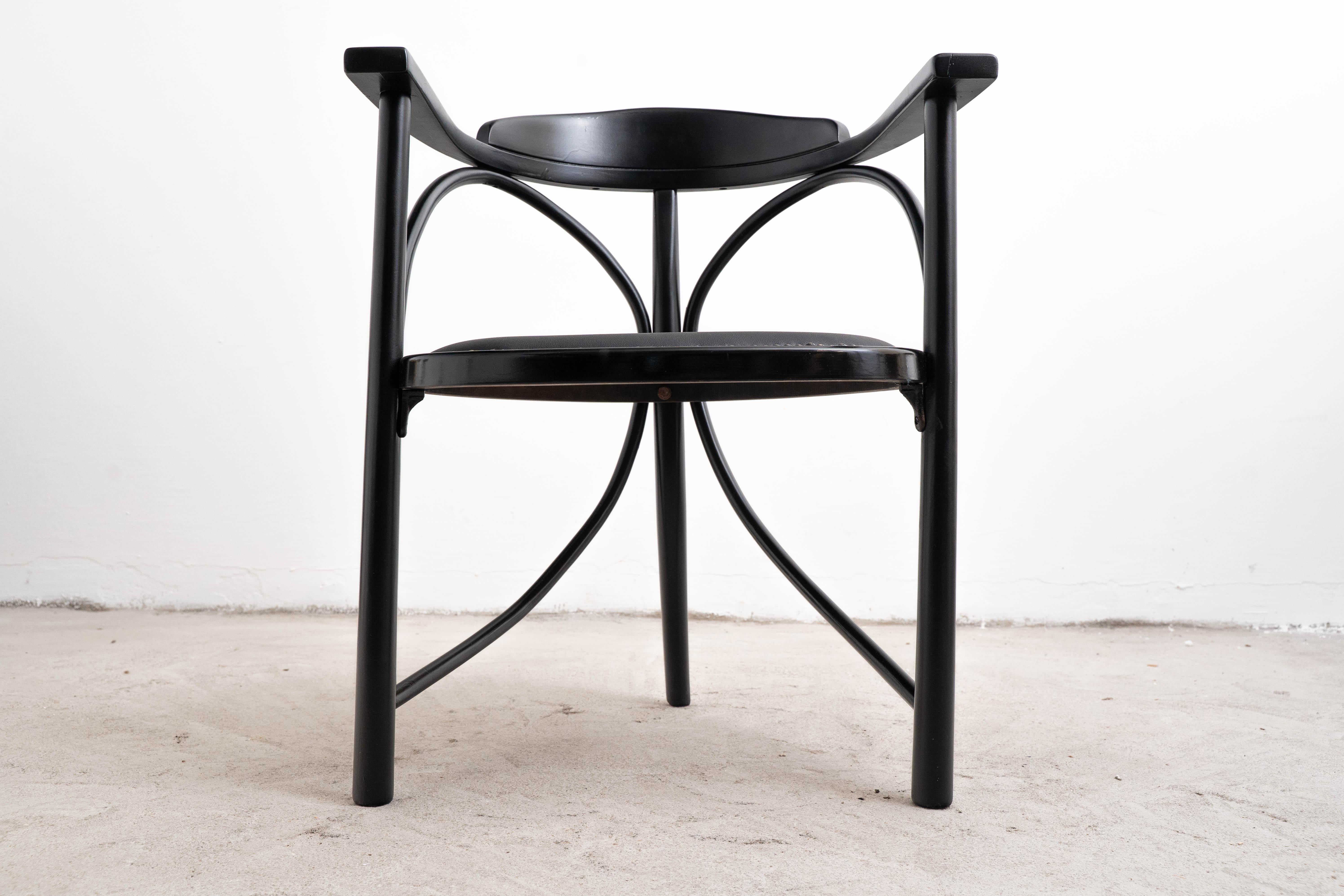 Early 20th Century Thonet - Michael Thonet - Armchair - No, 81 - Beech For Sale