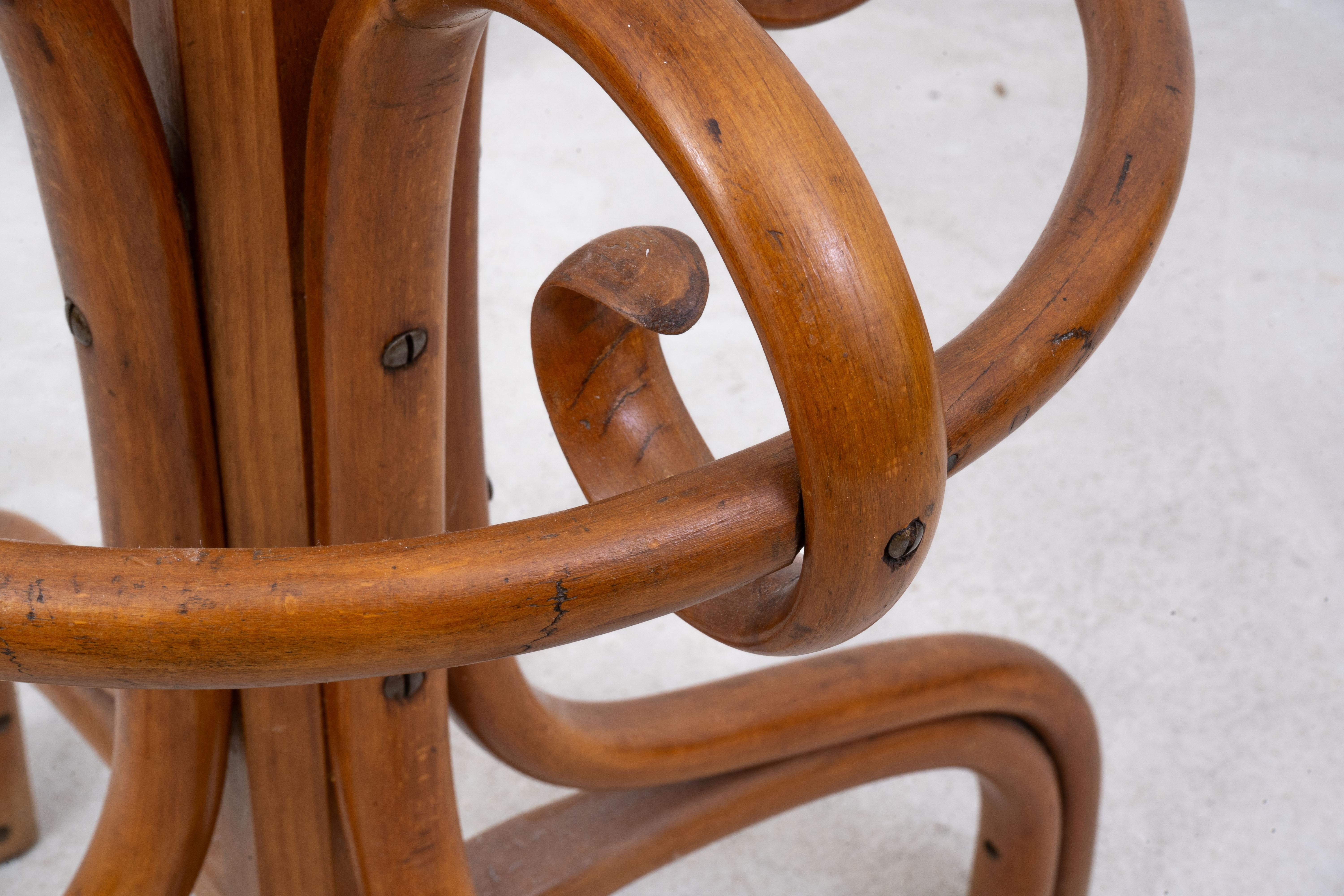 Thonet - Michael Thonet - Coat rack - Nr. 1 - Beech en vente 3