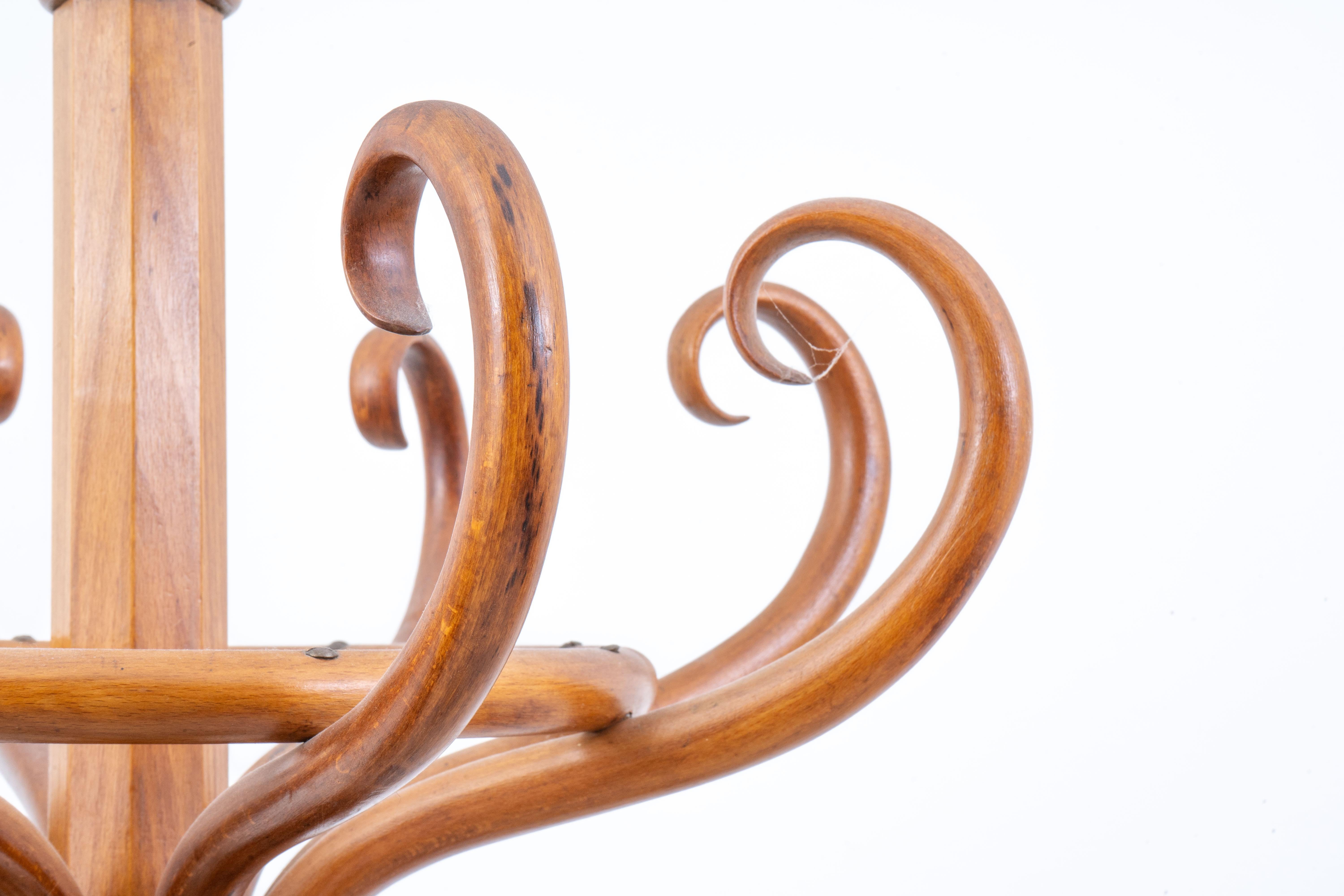 Thonet - Michael Thonet - Coat rack - Nr. 1 - Beech en vente 2