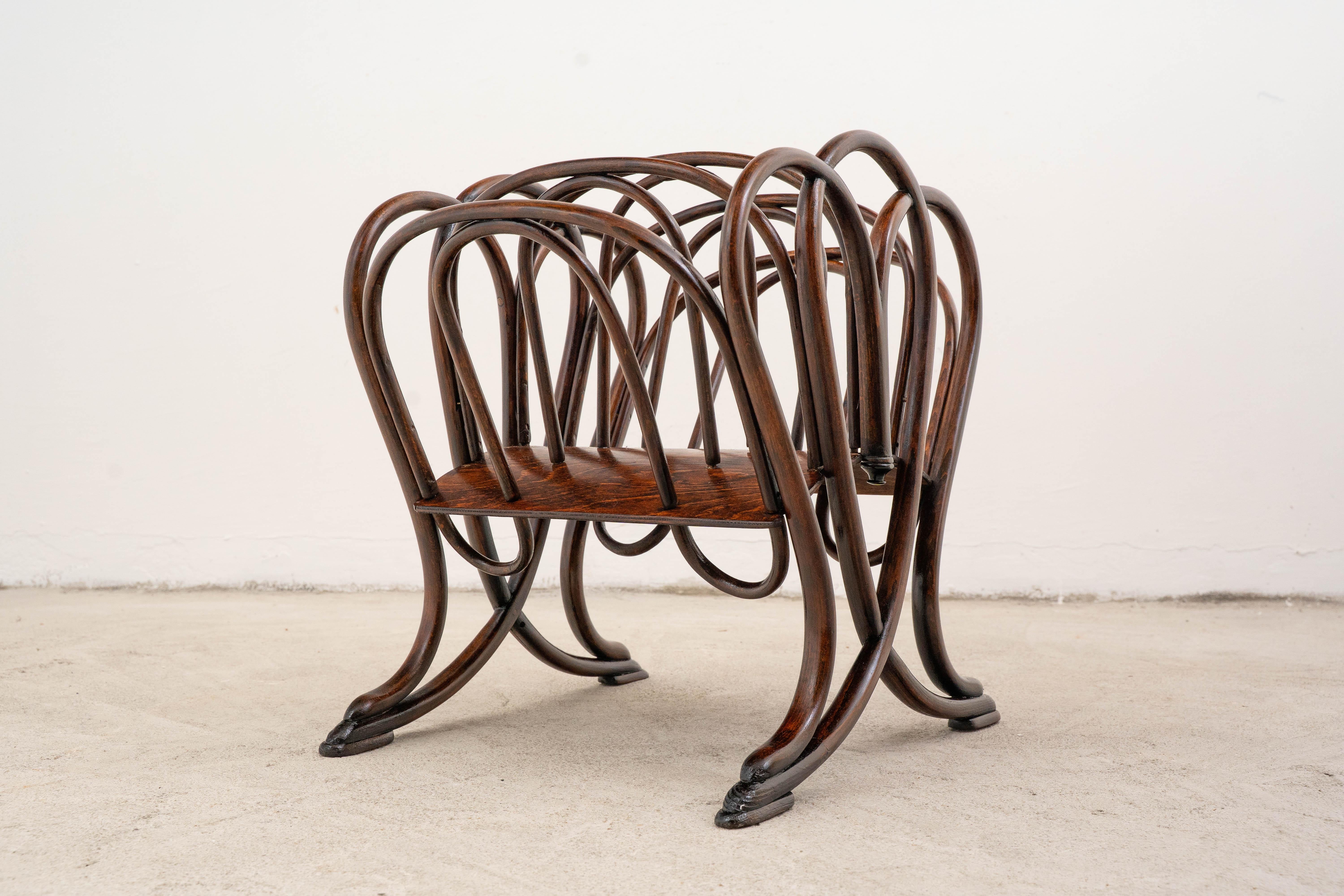 Inizio XX secolo Thonet - Michael Thonet - Portariviste - N. 1 - Beeche in vendita