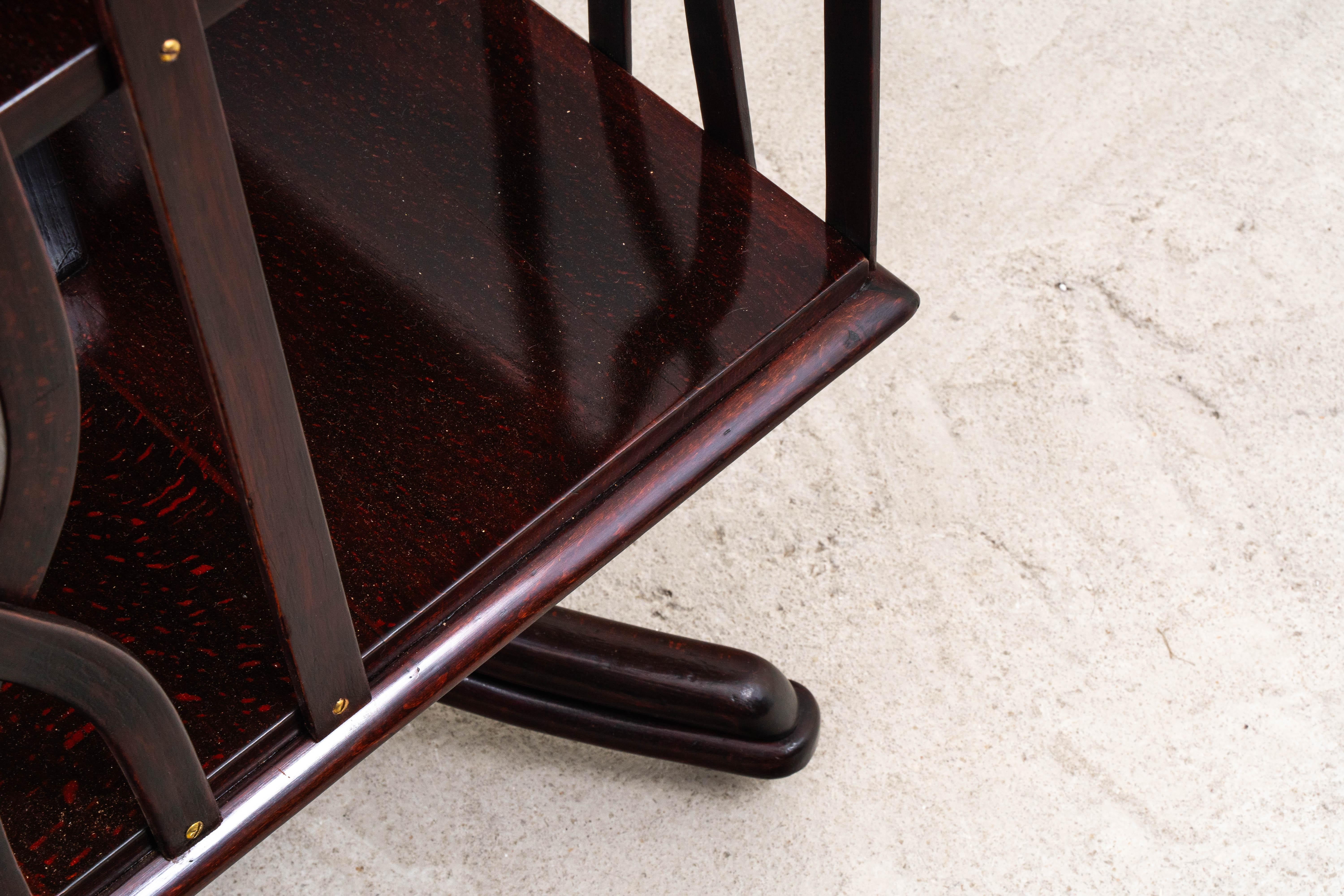 Thonet – Michael Thonet – Beistelltisch – Nr. 11651 – Buche im Angebot 13