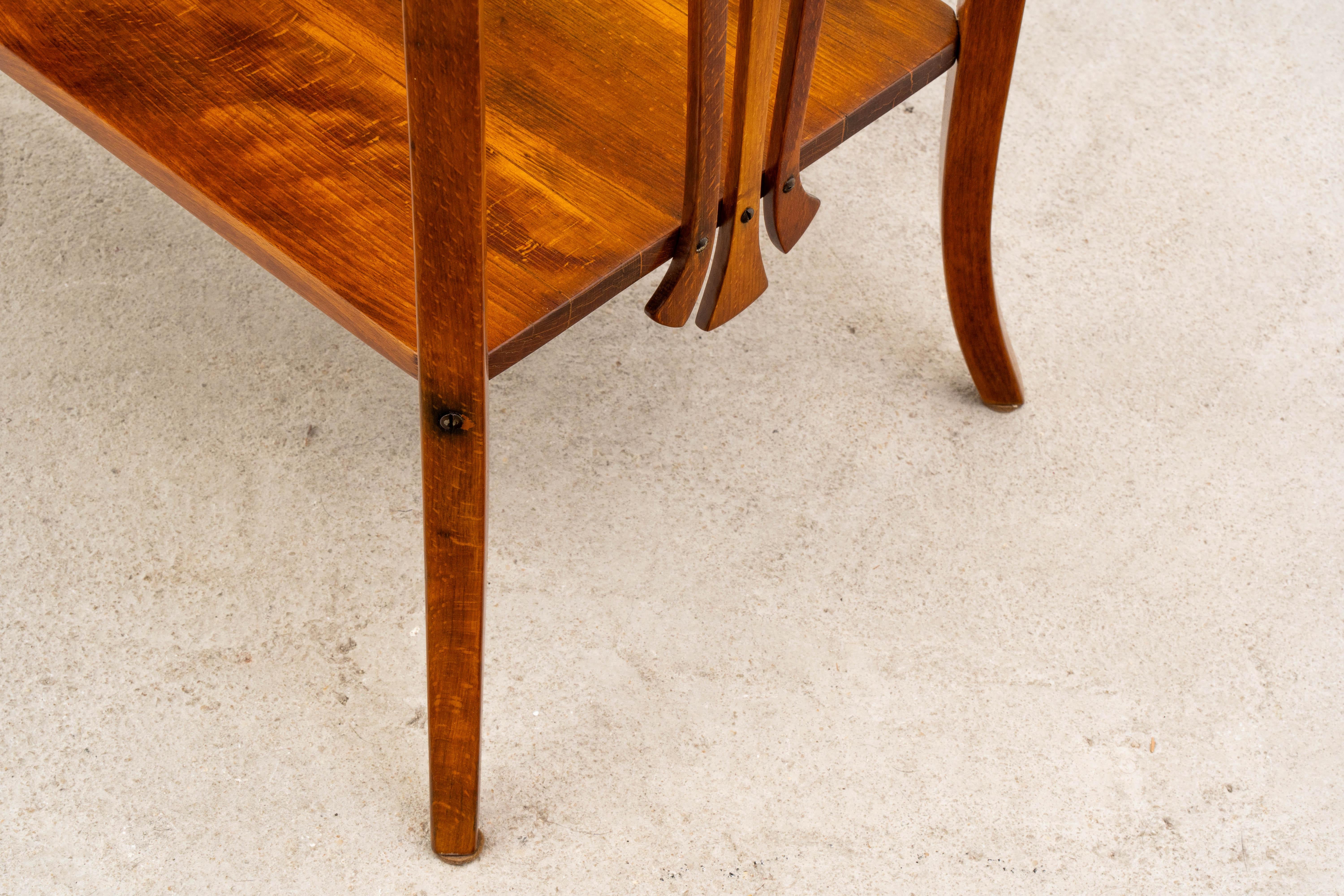 Thonet – Michael Thonet – Beistelltisch – Nr. 29 – Buche 3