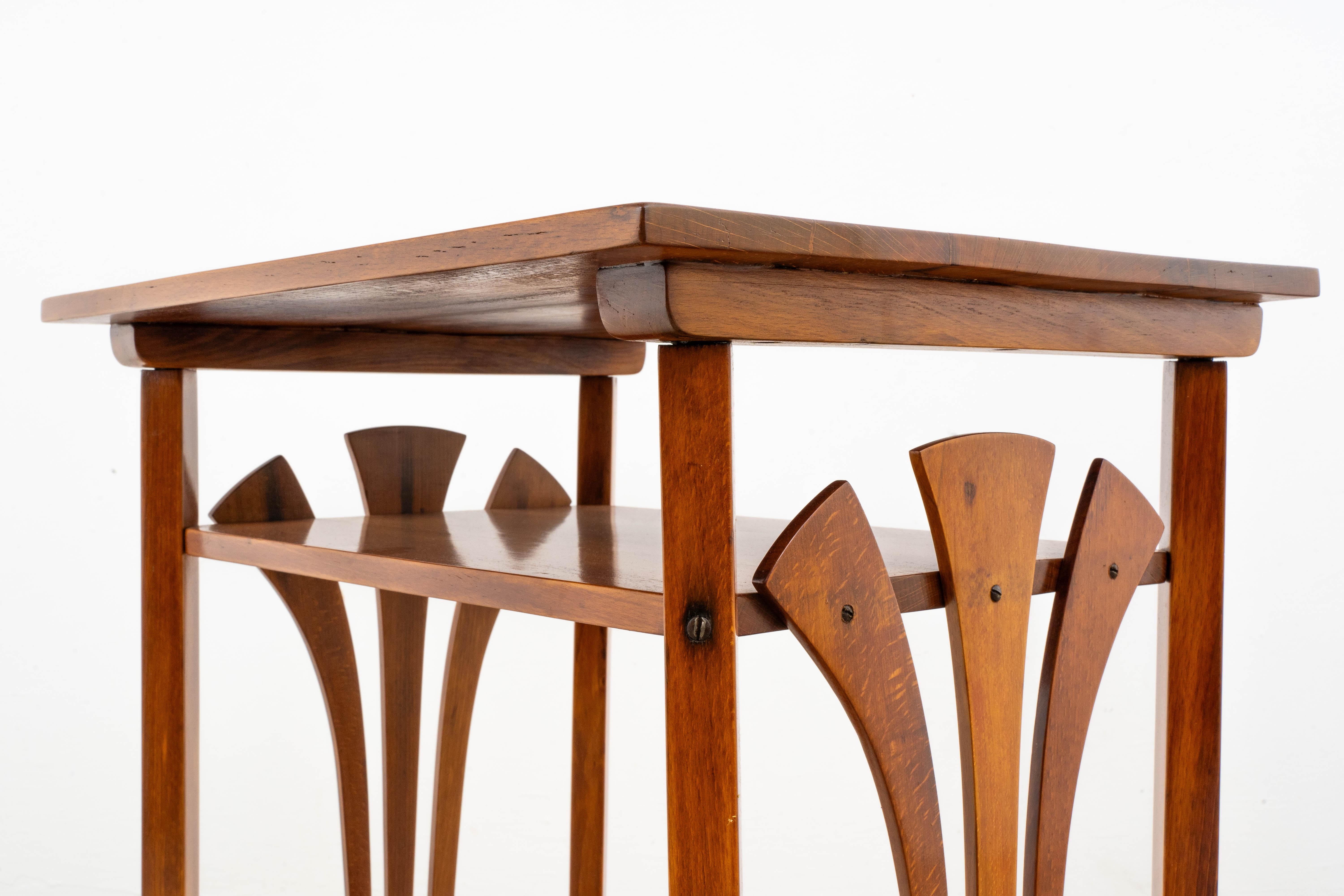 Thonet – Michael Thonet – Beistelltisch – Nr. 29 – Buche 4