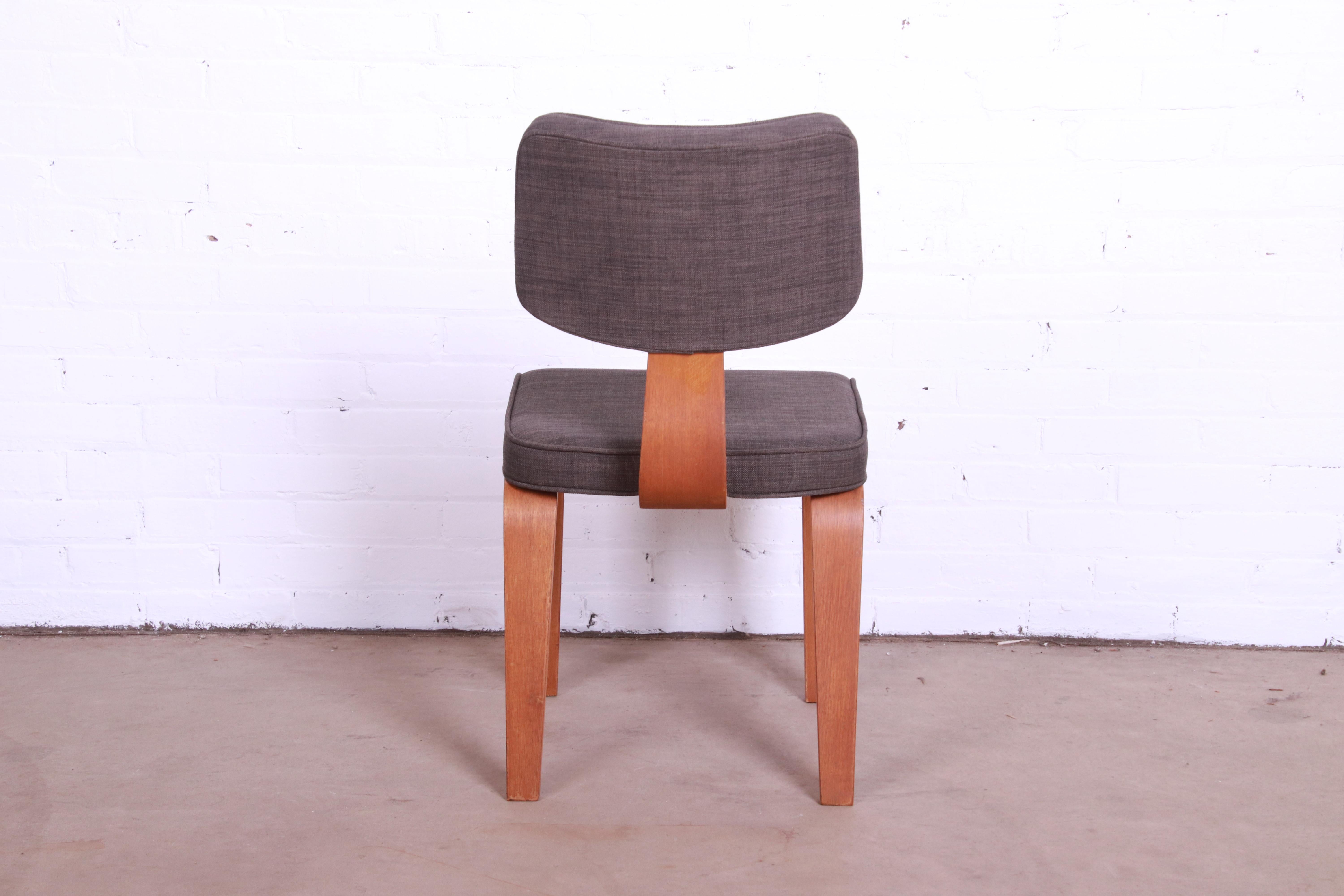 Thonet Mid-Century Modern Bentwood Desk Chair or Side Chair, 1950s 6