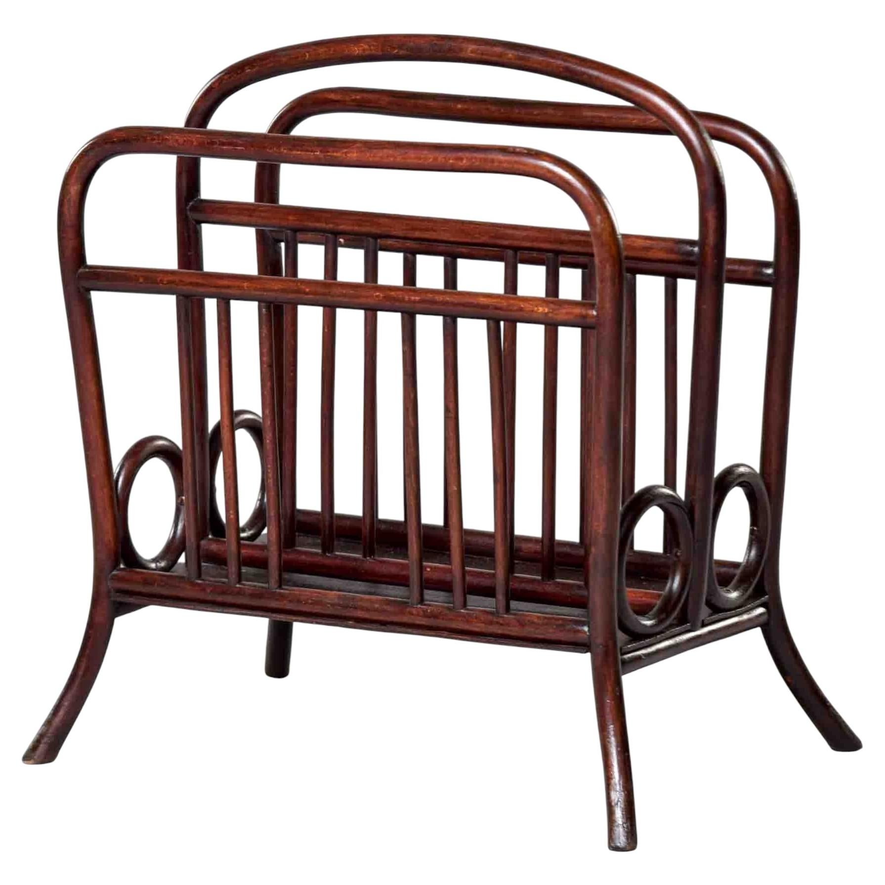 Portariviste in legno curvato Thonet Model 33