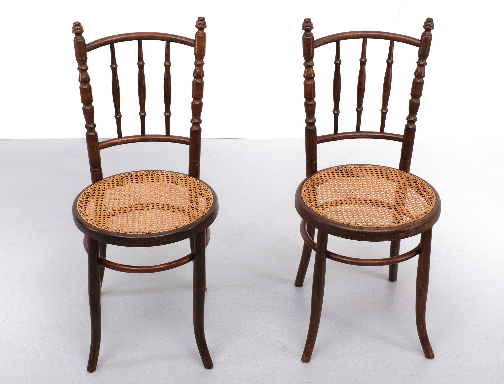Early 20th Century Thonet Mundes chairs Vienna Austria 1925 For Sale