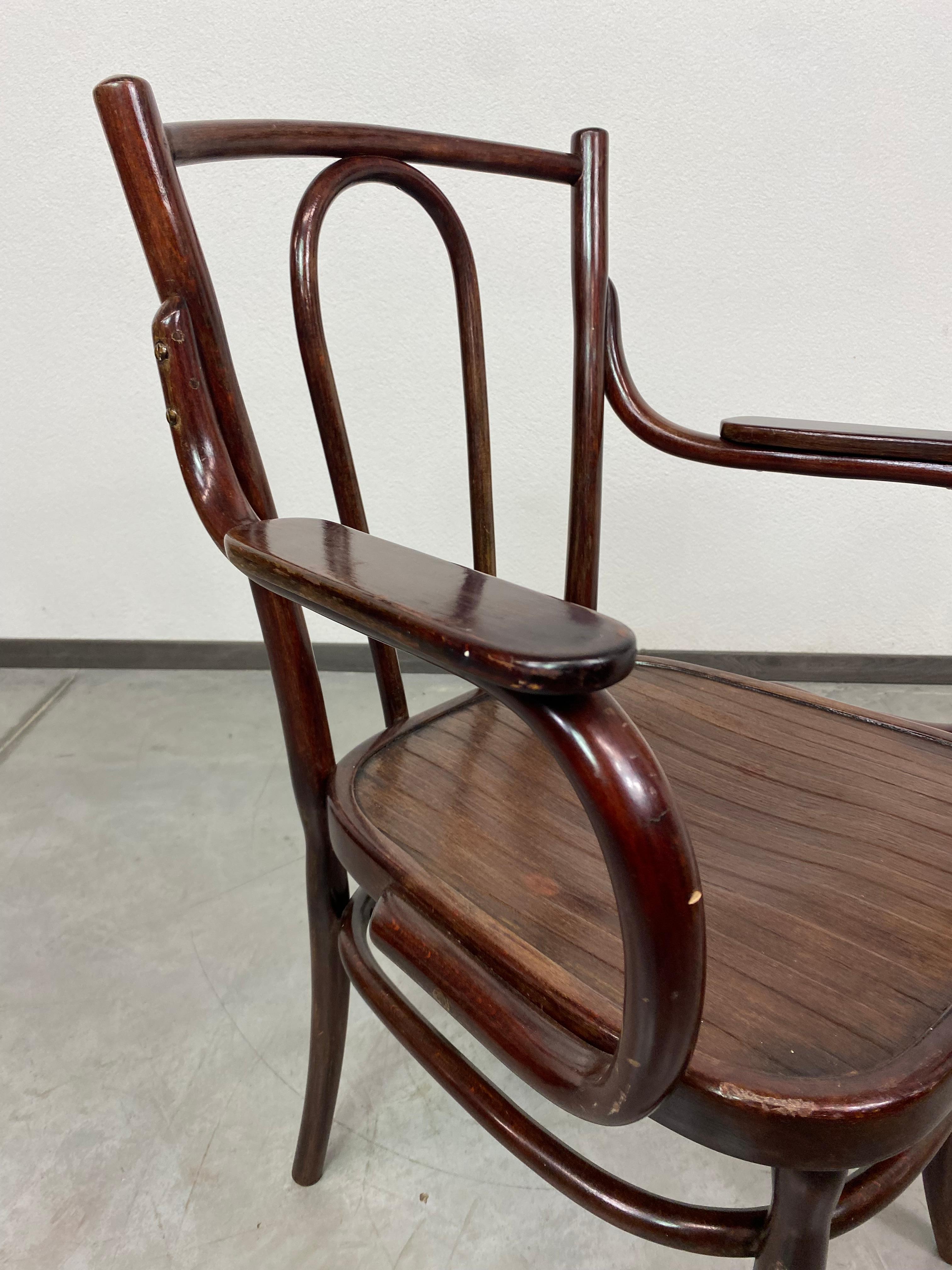 Vienna Secession Thonet Mundus office chair no.56 For Sale