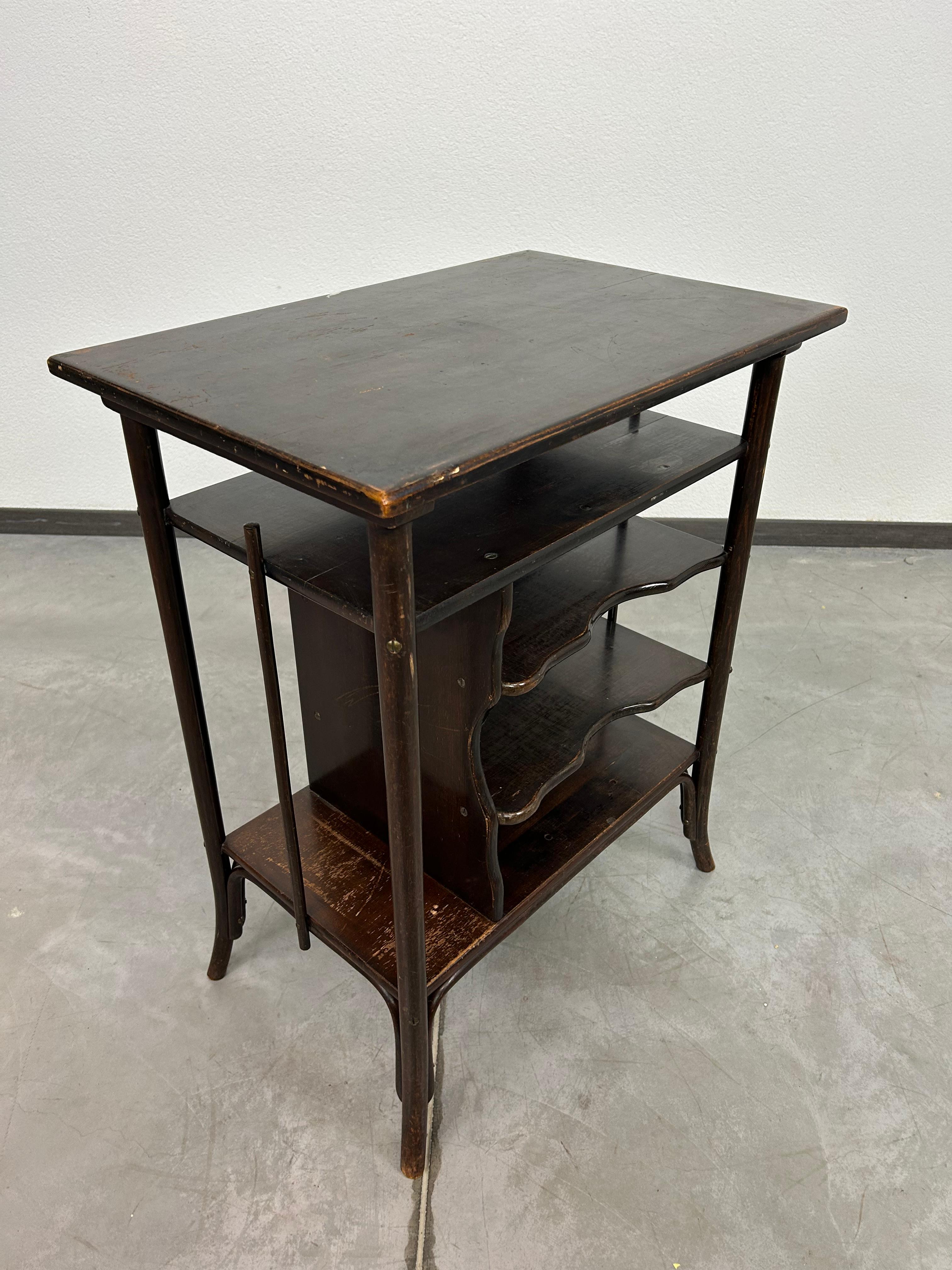 Sécession viennoise Stand de musique Thonet en vente