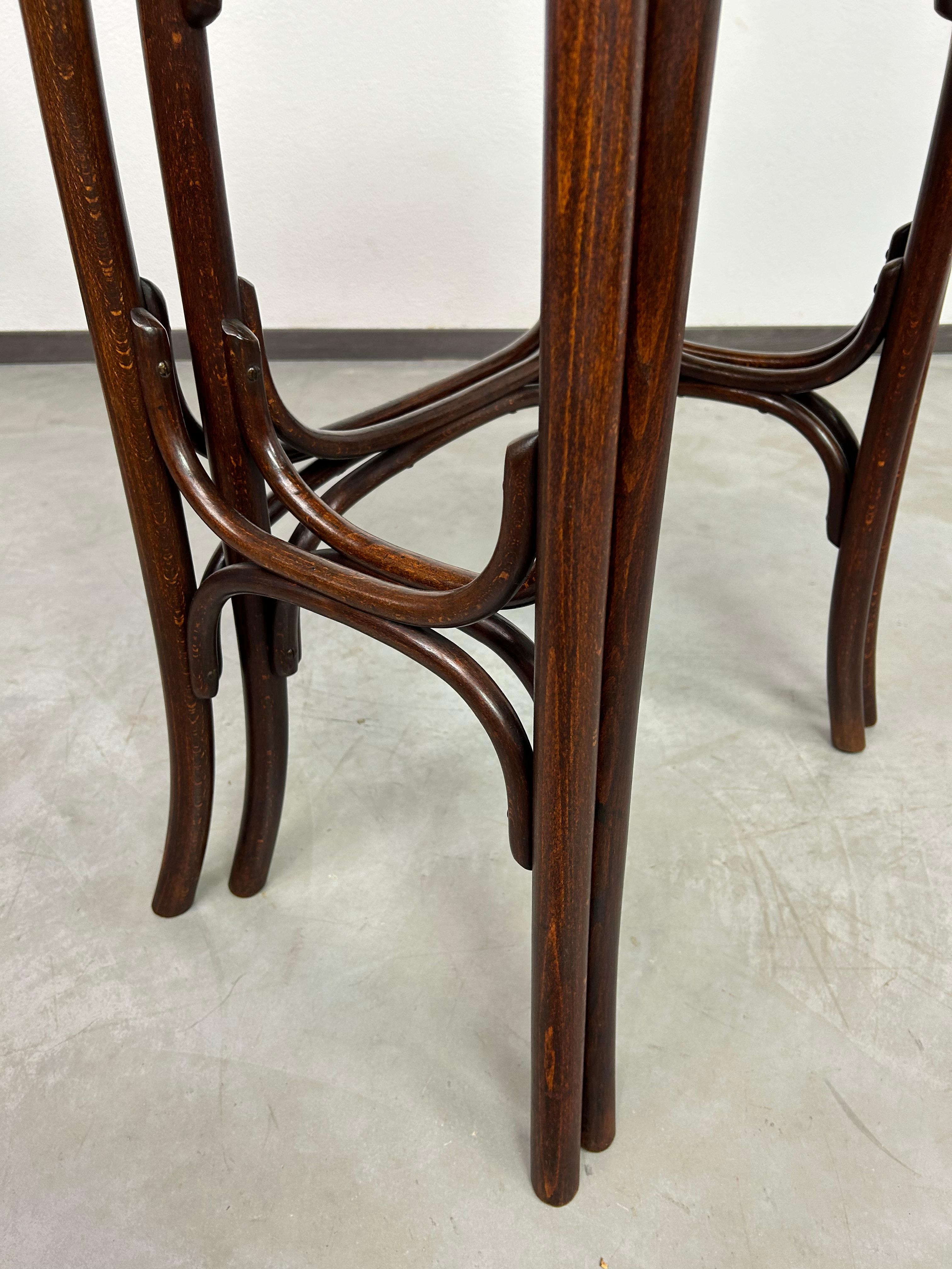 Thonet nesting tables In Excellent Condition For Sale In Banská Štiavnica, SK