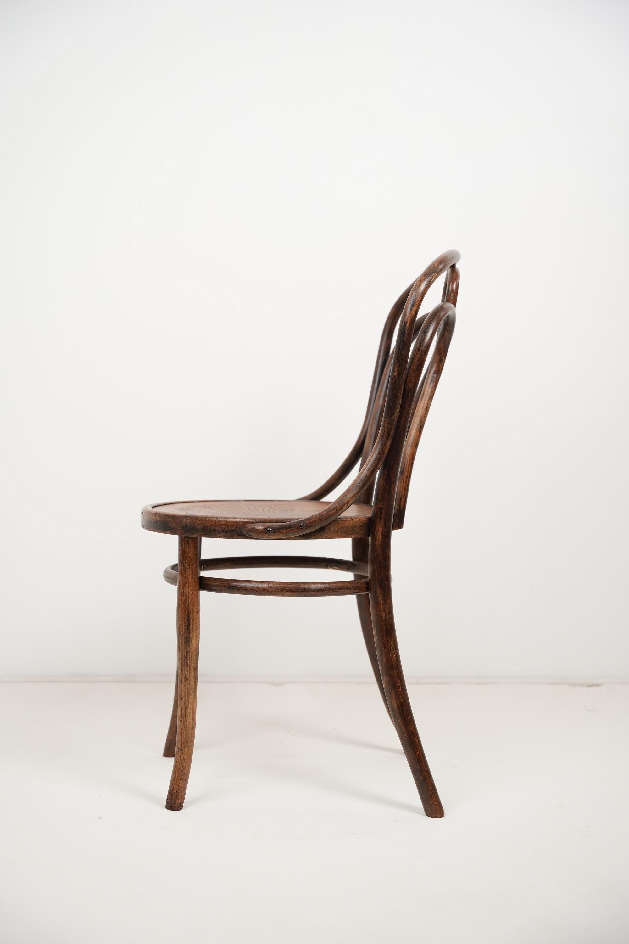 Art Nouveau Thonet No 19 Chair 1900s For Sale