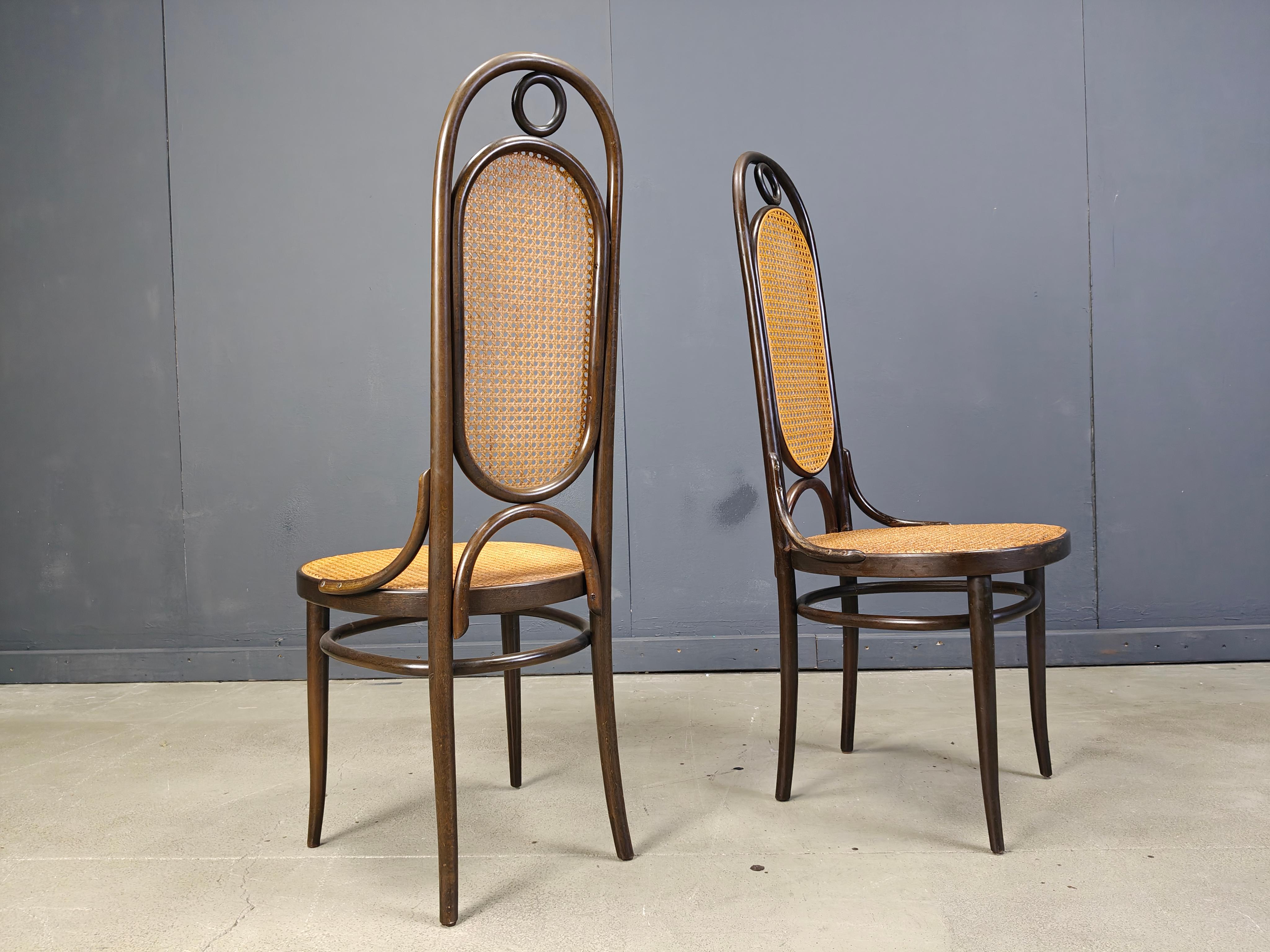 Sillas de comedor Thonet nº 207 