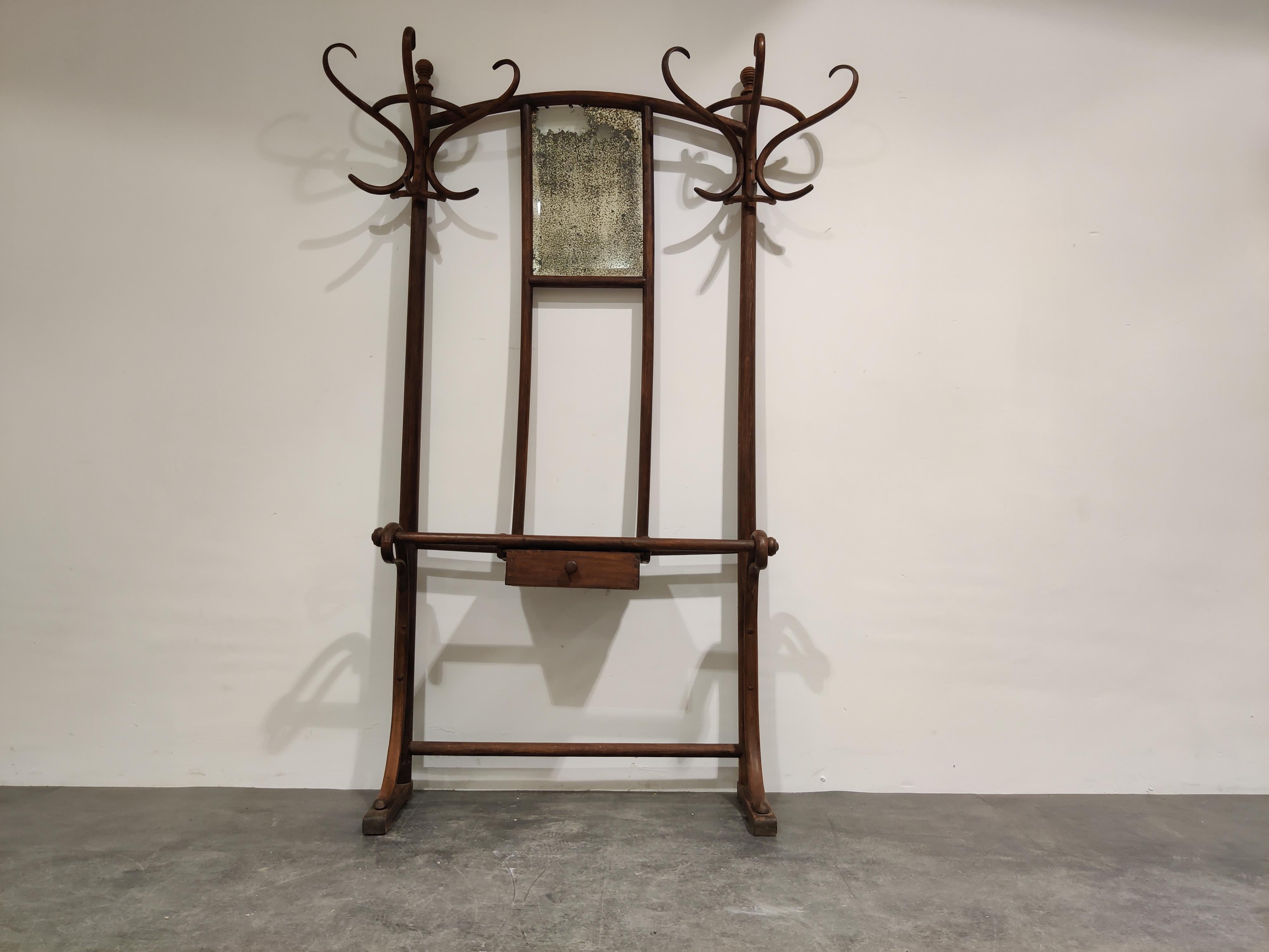 thonet kleiderständer