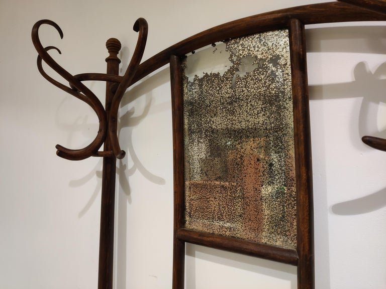 Early 20th Century Thonet No.4 Coat Stand with Mirror, 1920s For Sale