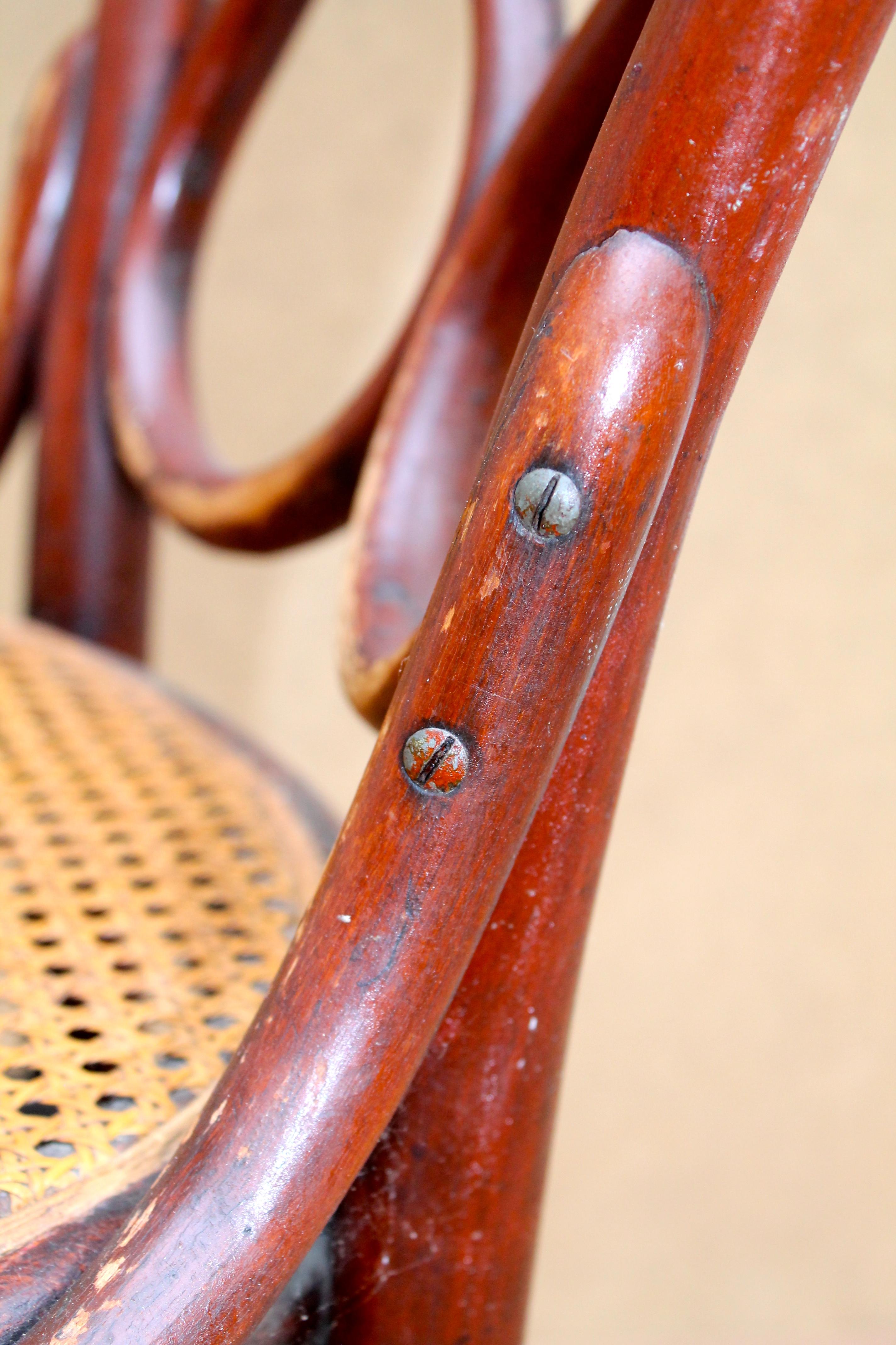 Thonet No.4 Iconic Bentwood Side Chair 3