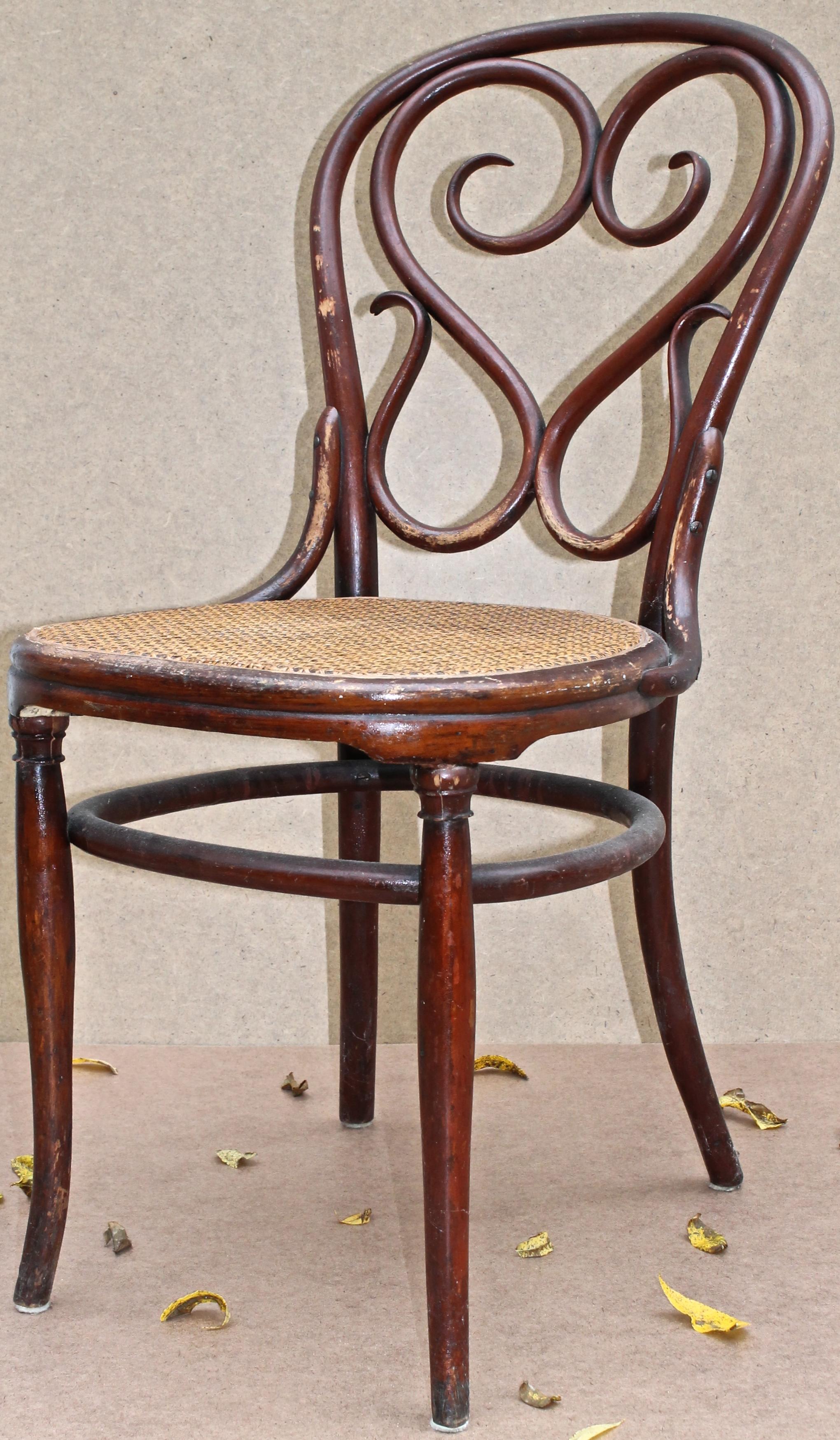 Thonet No.4 Iconic Bentwood Side Chair 6
