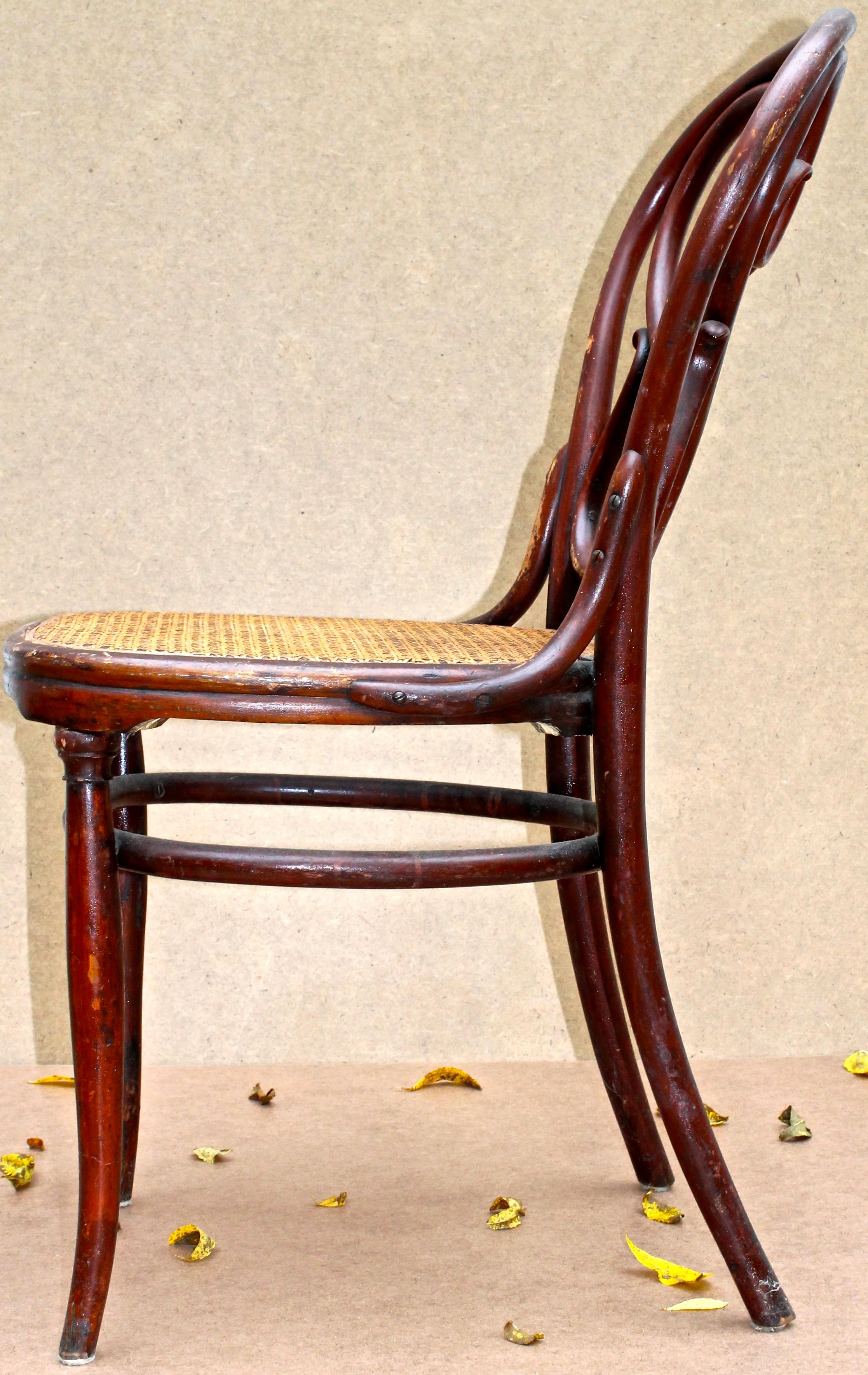 Art Nouveau Thonet No.4 Iconic Bentwood Side Chair
