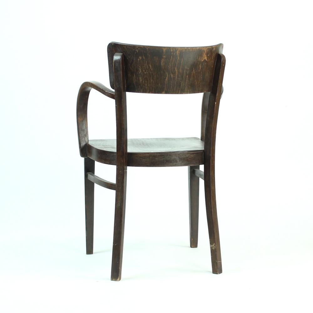 Thonet Office Armchair in Oak, Czechoslovakia, circa 1930s For Sale 4