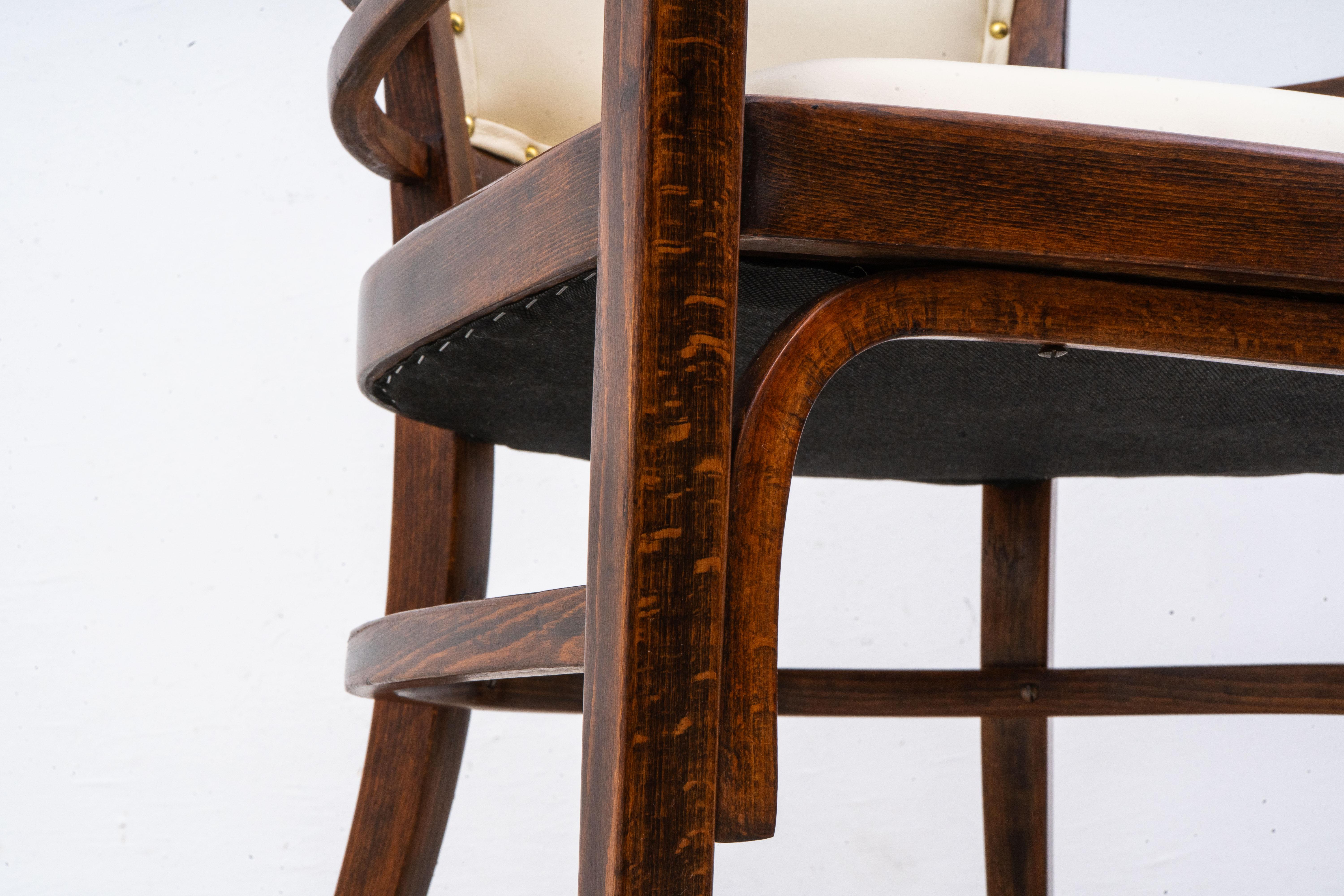 Thonet - Otto Wagner - Fauteuil (2) - No. 6514 - Hêtre, cuir en vente 5