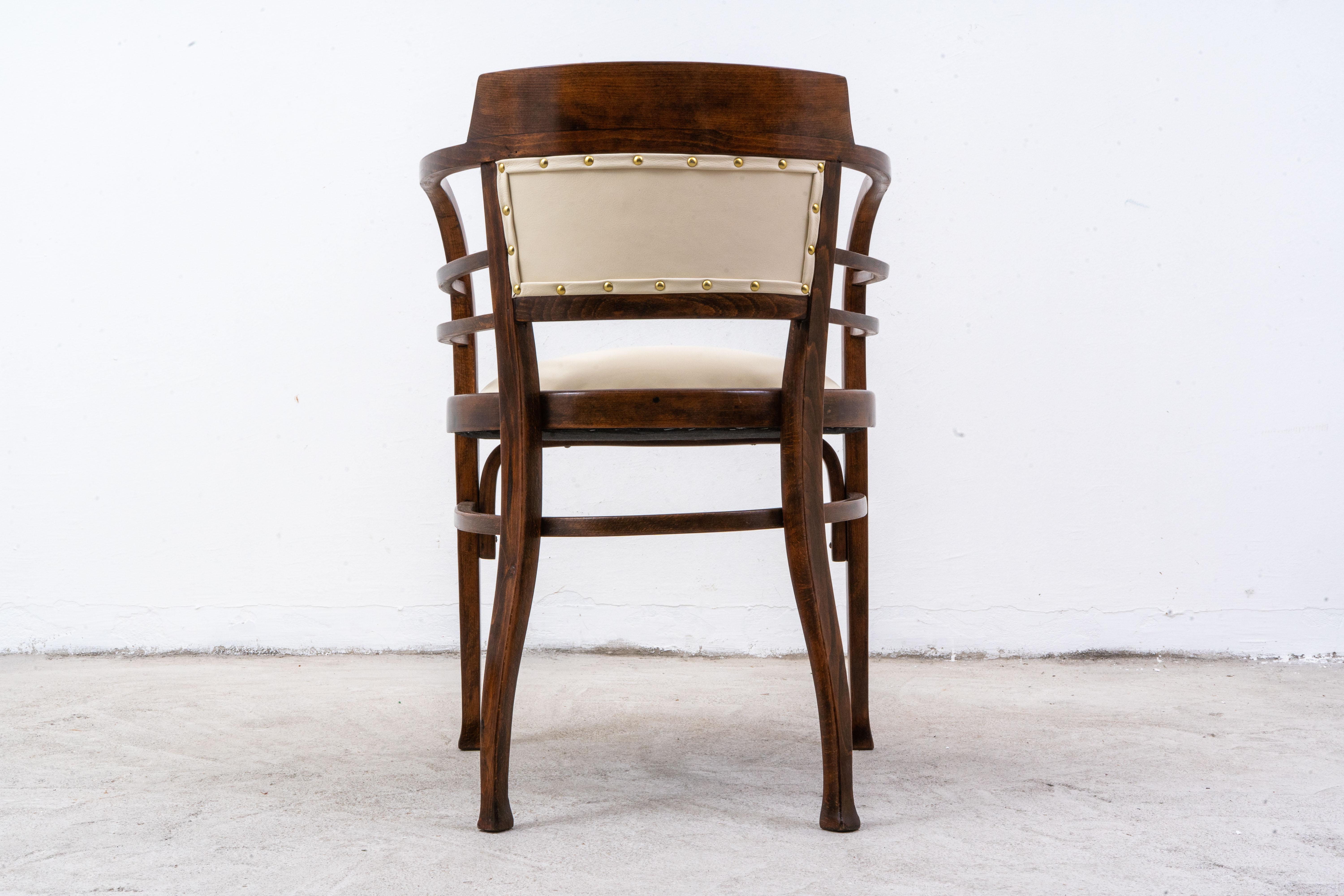 Thonet - Otto Wagner - Fauteuil (2) - No. 6514 - Hêtre, cuir en vente 1