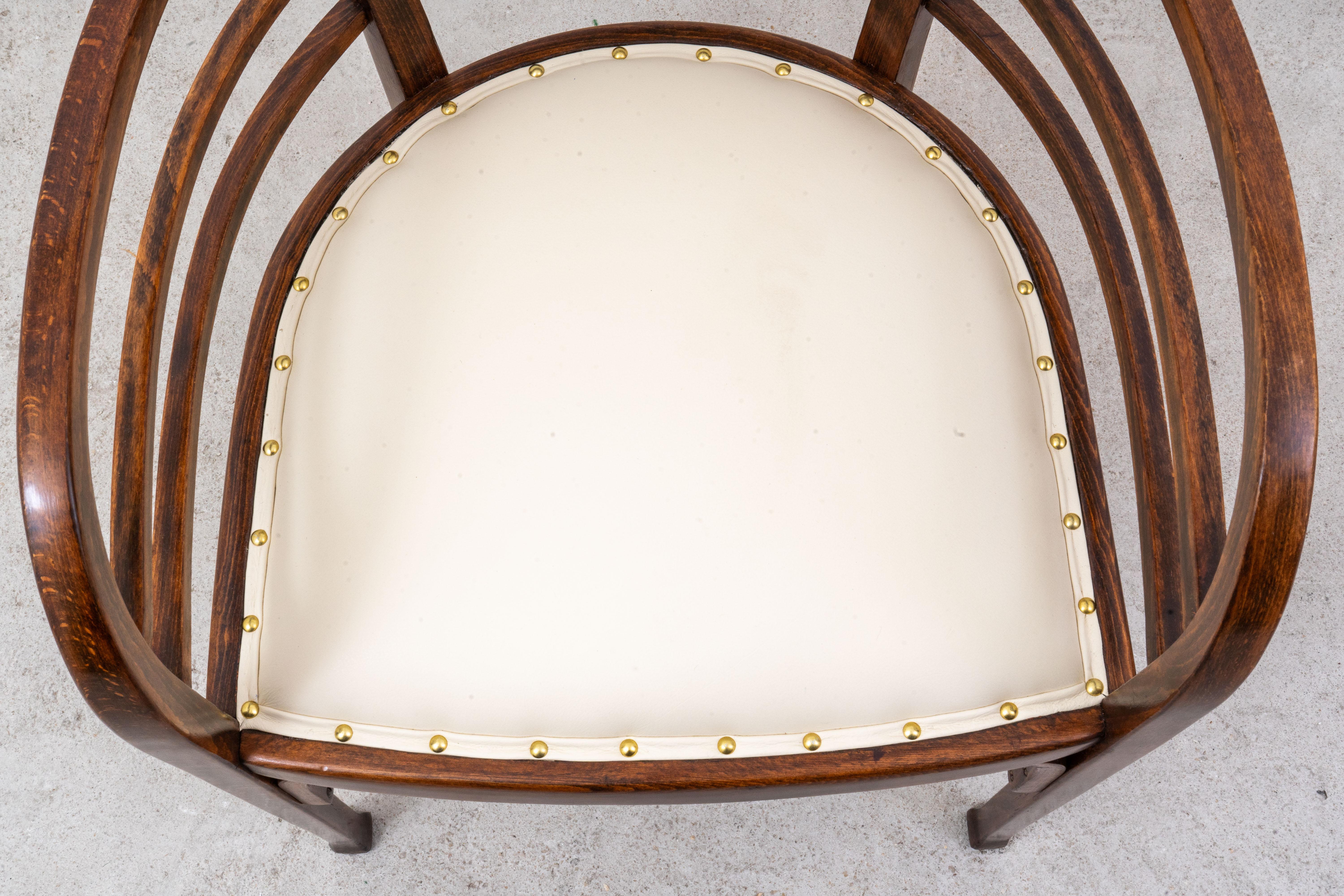 Thonet - Otto Wagner - Fauteuil (2) - No. 6514 - Hêtre, cuir en vente 2