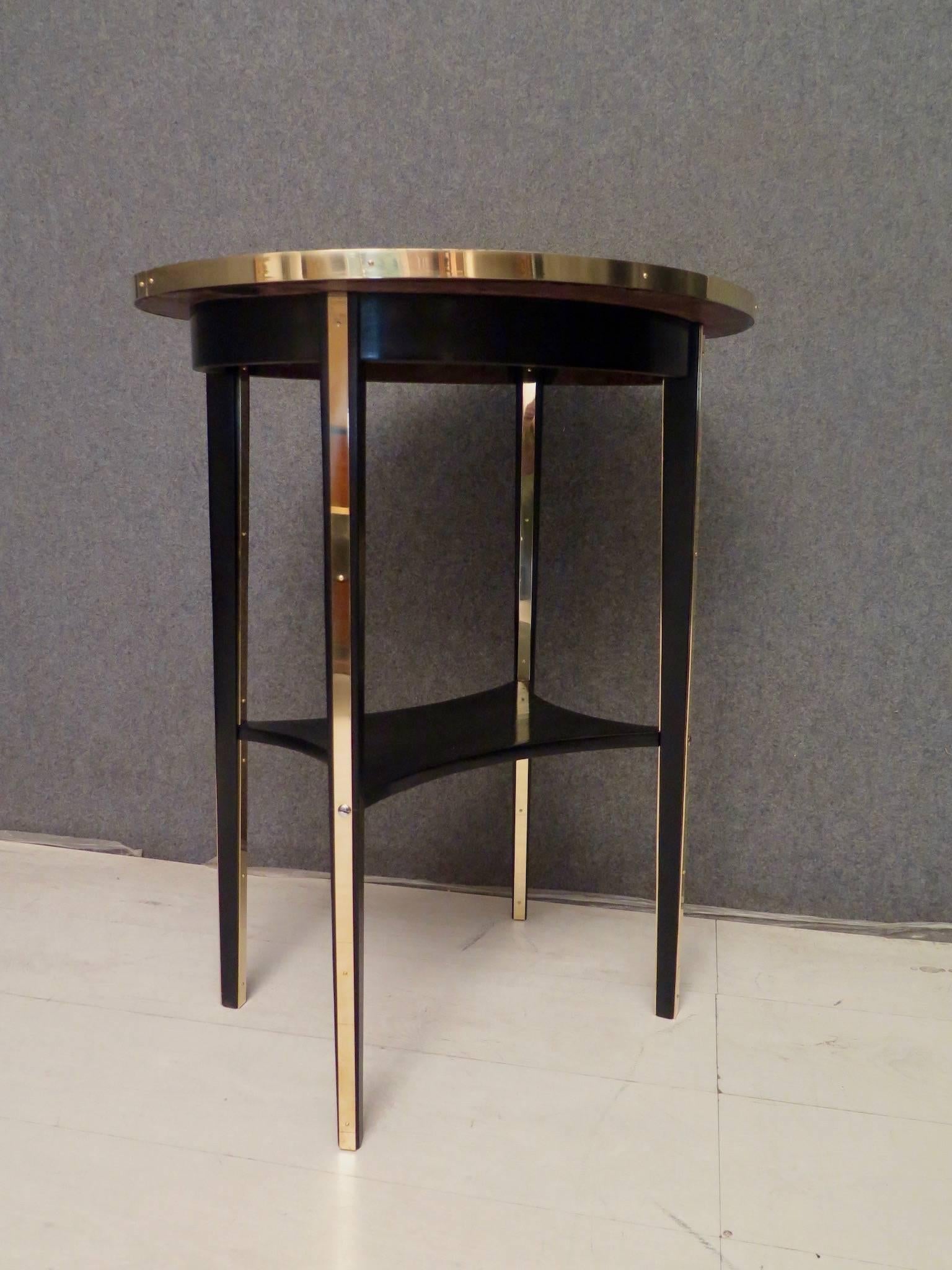 Thonet Oval Black Shellac and Brass Austrian Art Nouveau Side Table, 1910 15
