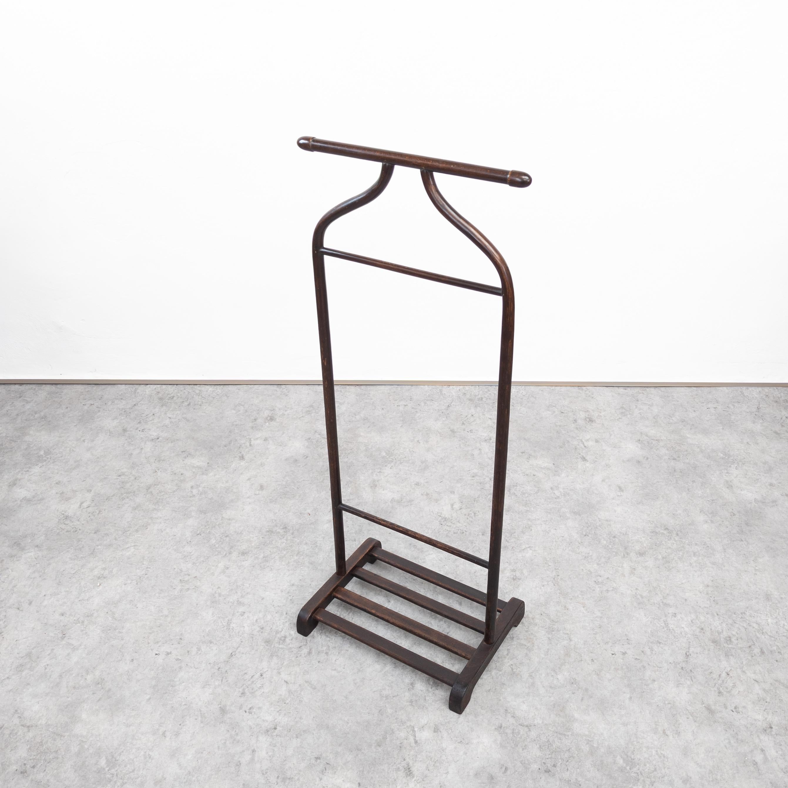 Bauhaus Thonet P133 Bentwood Valet /  Coat Stand, 1930's For Sale