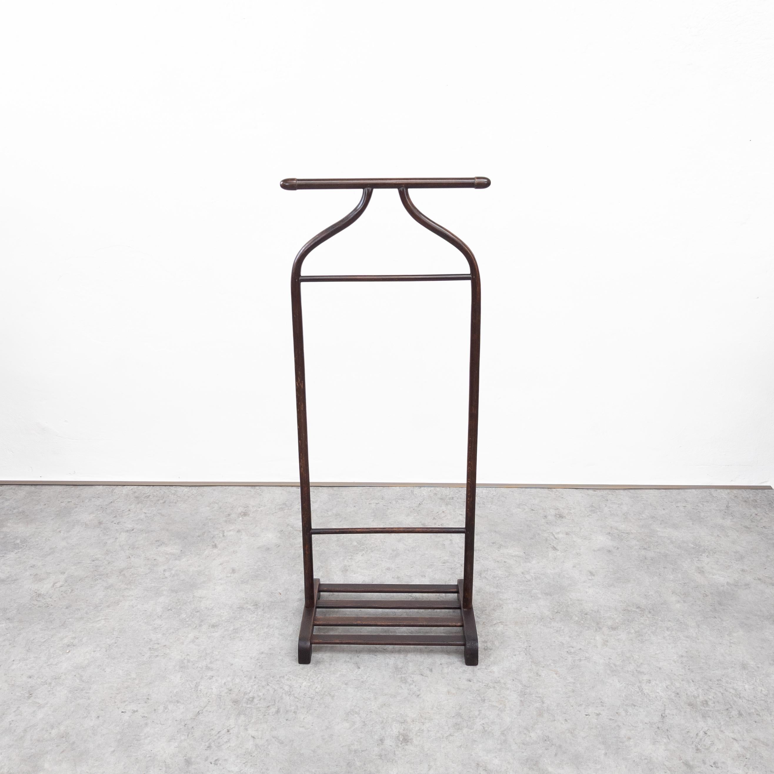 Austrian Thonet P133 Bentwood Valet /  Coat Stand, 1930's For Sale