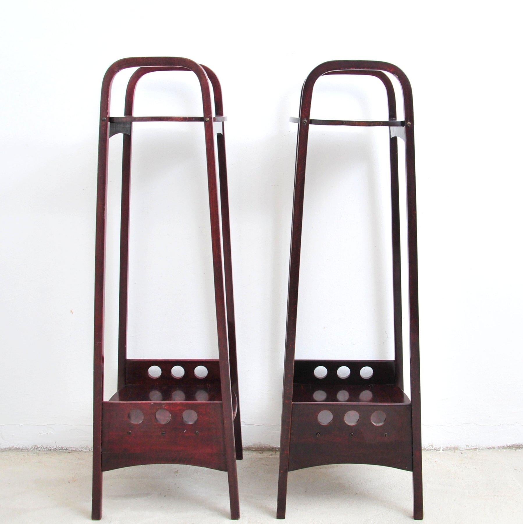 Autrichien Thonet - Porte-plantes (2) - Beeche en vente