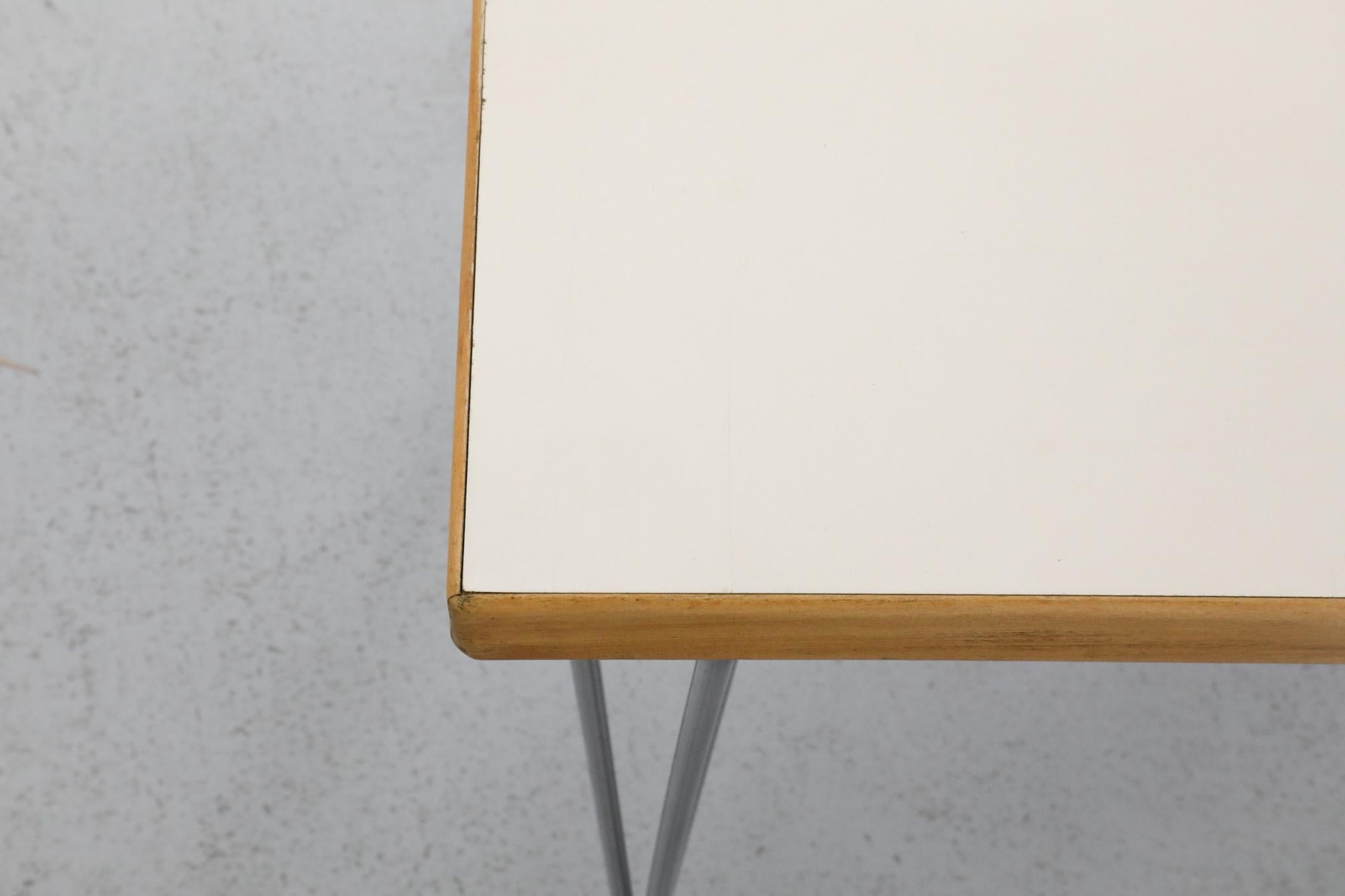 Thonet Postmodern Dining Table by Marius van den Wildenberg for Thonet. 1980's For Sale 5