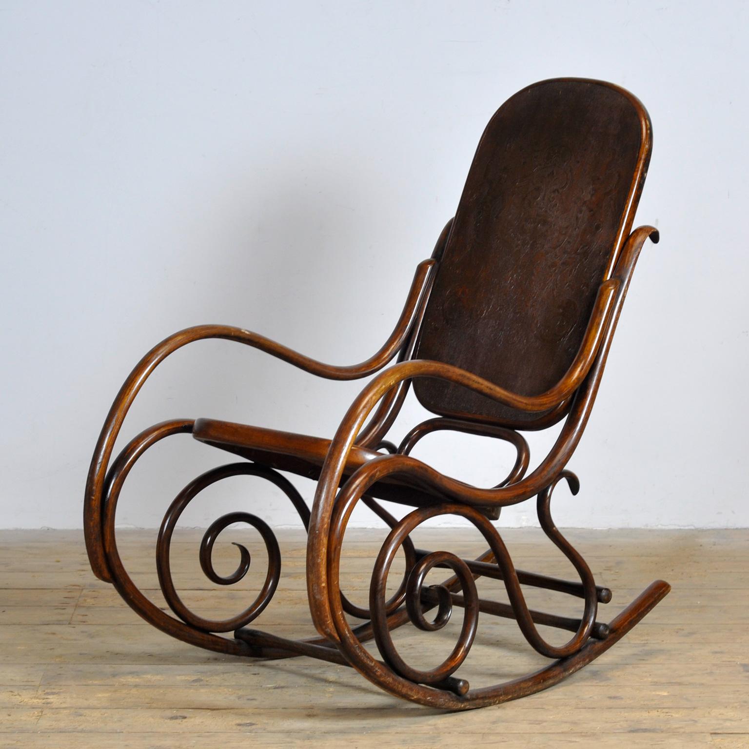 Austriaco Sedia a dondolo Thonet, 1920 circa in vendita