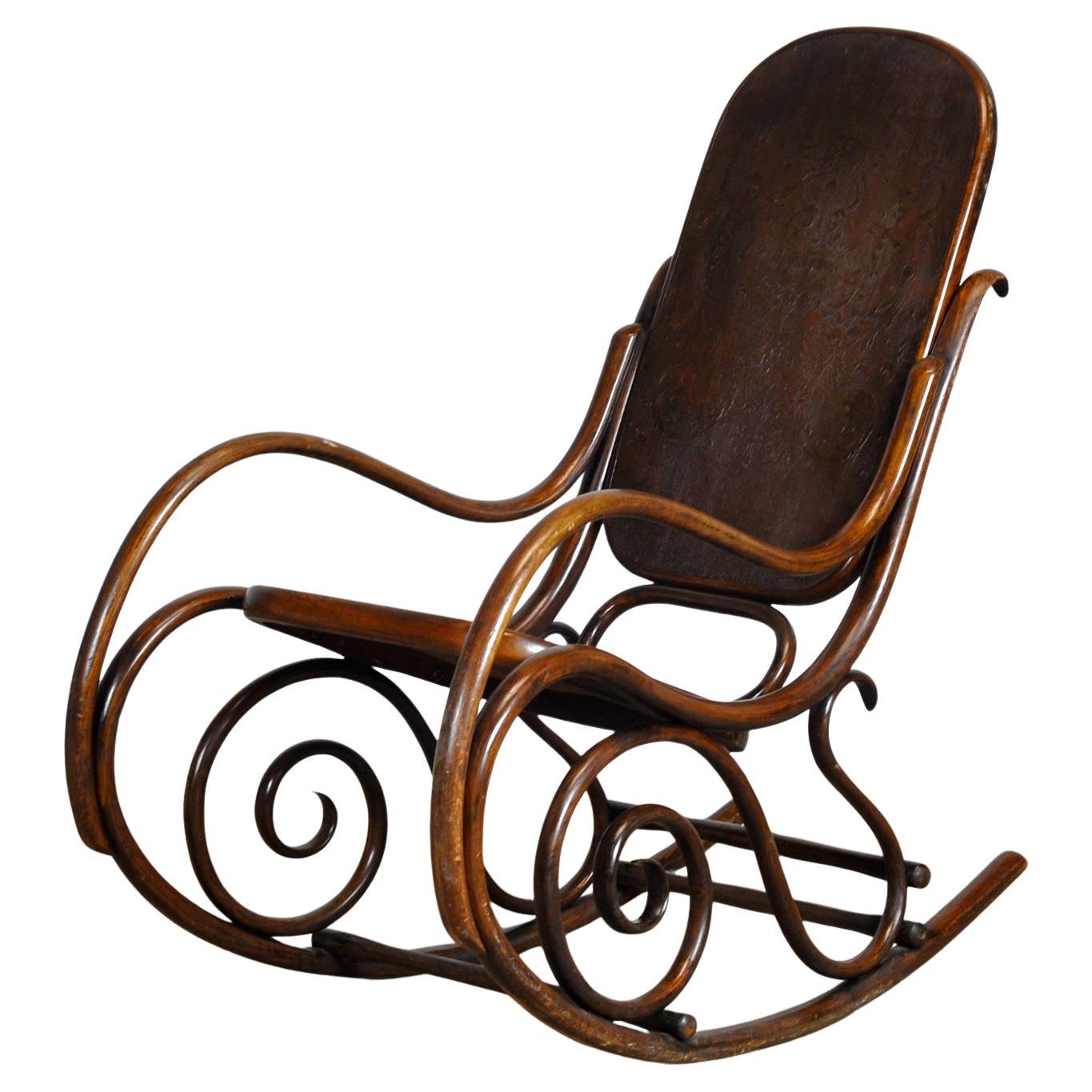 Thonet Rocking chair, circa 1920
