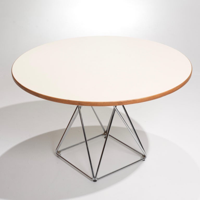 Thonet Round Dining Table with Eiffel Base at 1stDibs