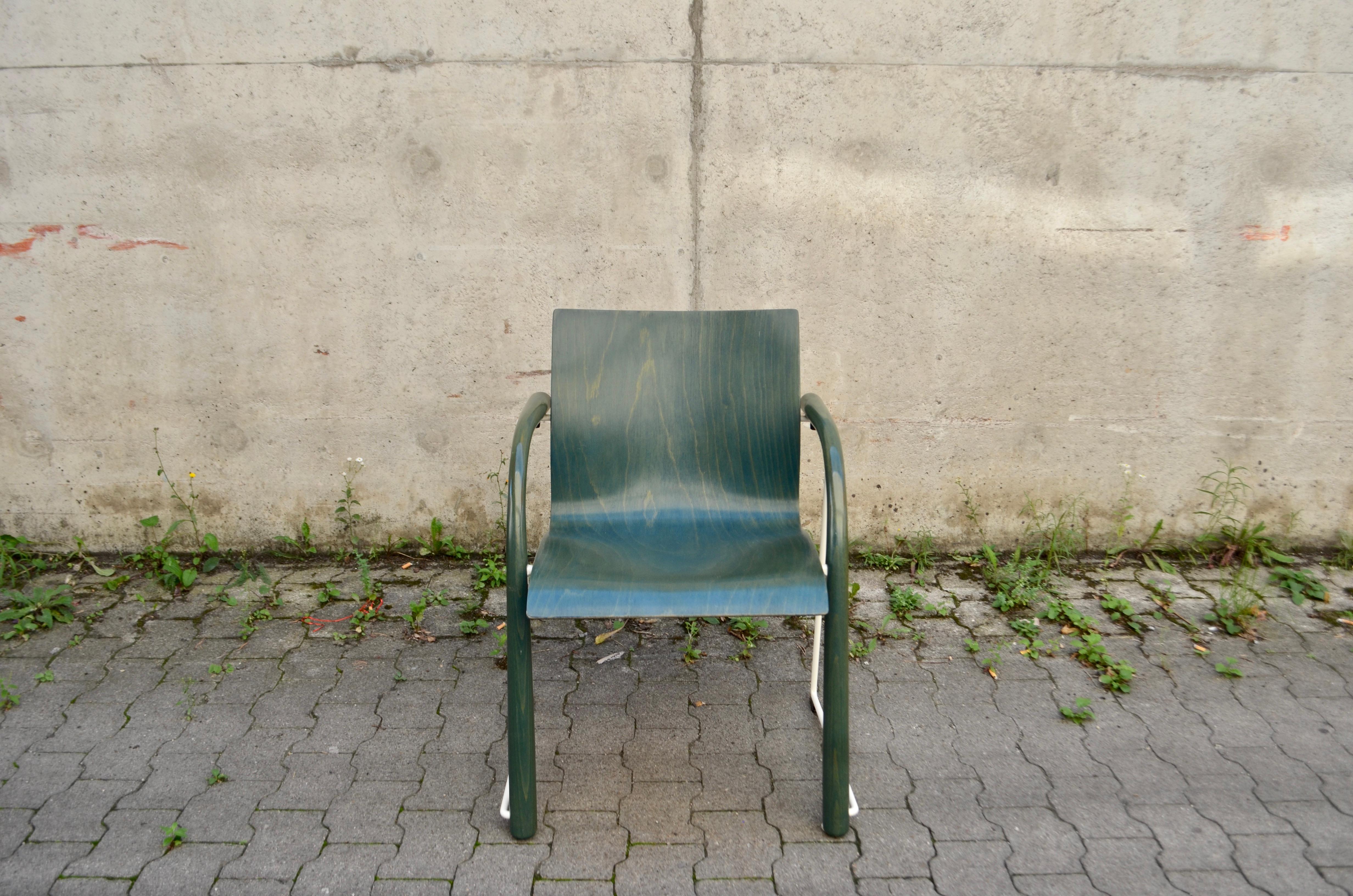 Thonet S320 green Chair Ulrich Boehme & Wulf Schneider For Sale 6
