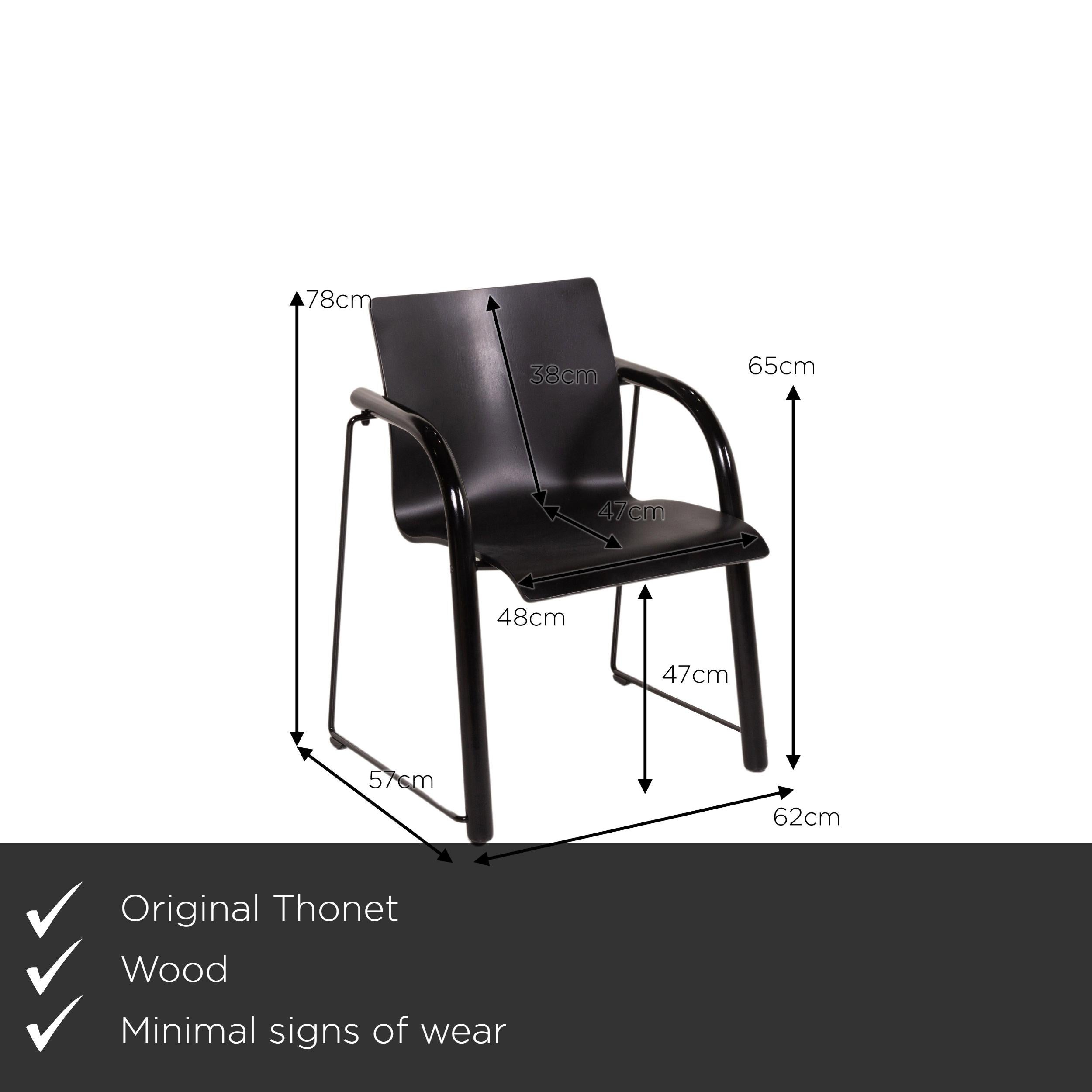 We present to you a Thonet S320 wood chair black.
 
 

 Product measurements in centimeters:
 

 Depth 57
 Width 62
 Height 78
 Seat height 46
 Rest height 65
Seat depth 47
 Seat width 48
Back height 38.