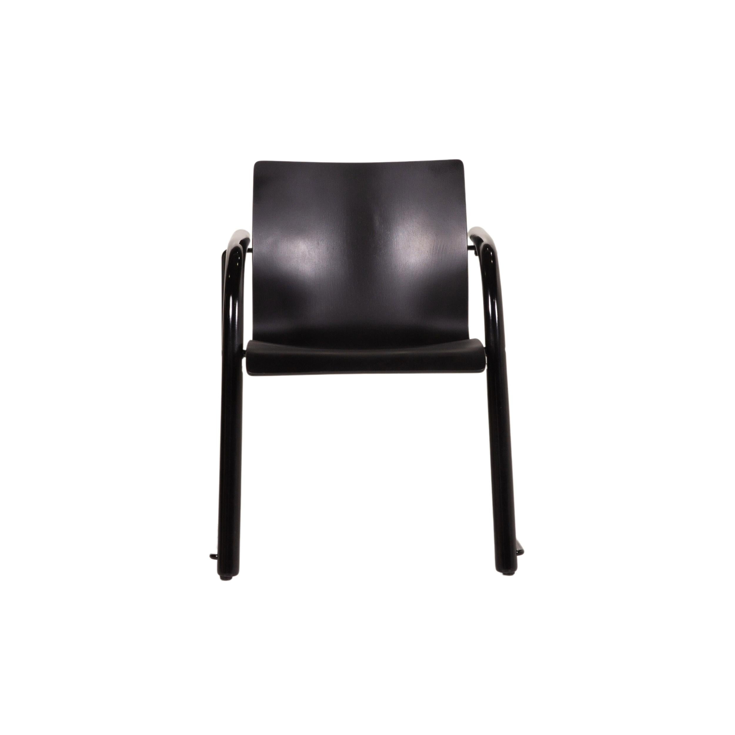 Thonet S320 Wood Chair Black In Good Condition For Sale In Cologne, DE