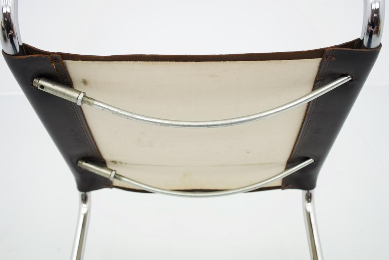 Steel Thonet S33 Cantilever Chair Chrome and Leather Mart Stam 1926