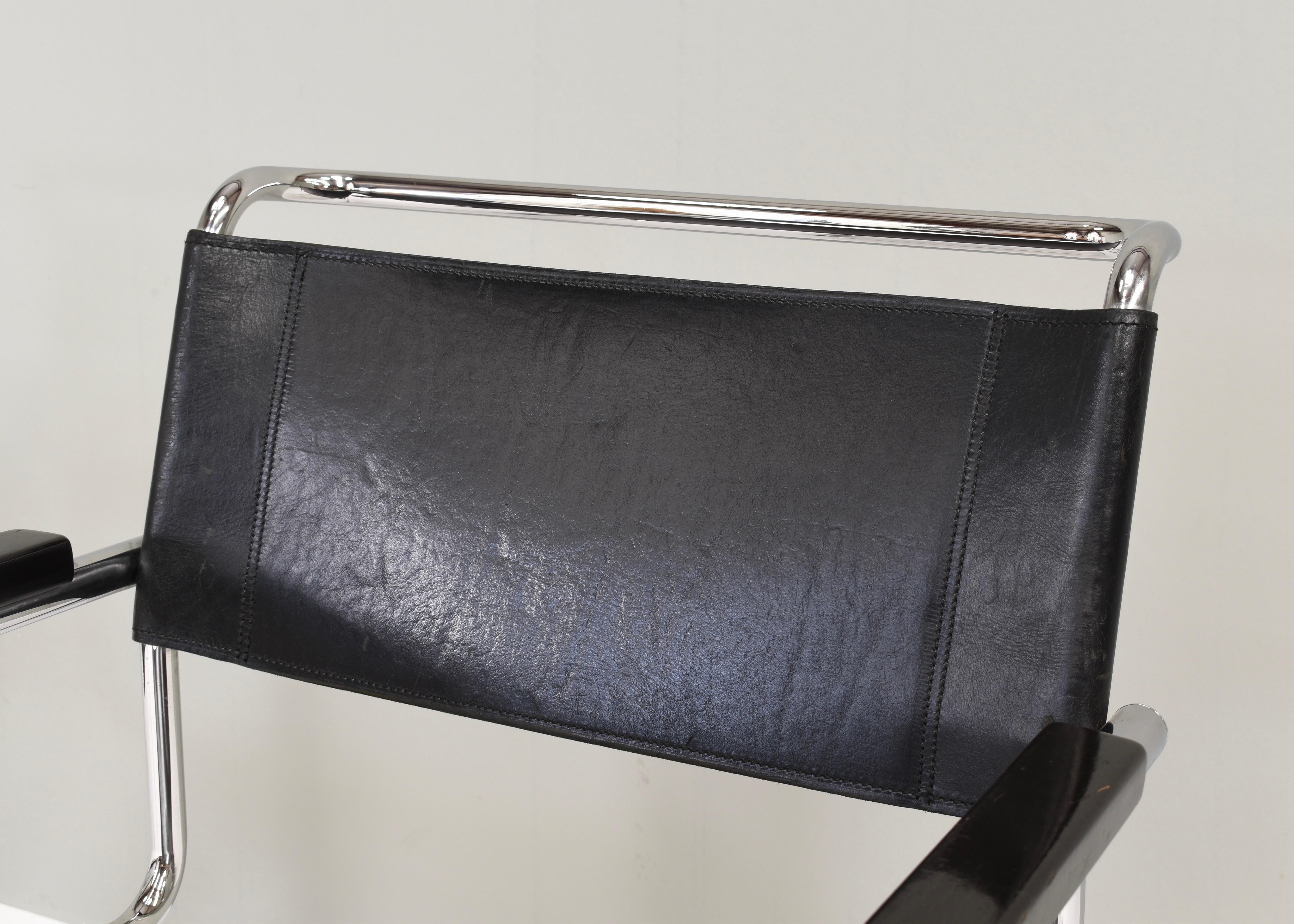 Thonet S34 Cantilever chairs by Mart Stam in black leather and chrome – Germany For Sale 5