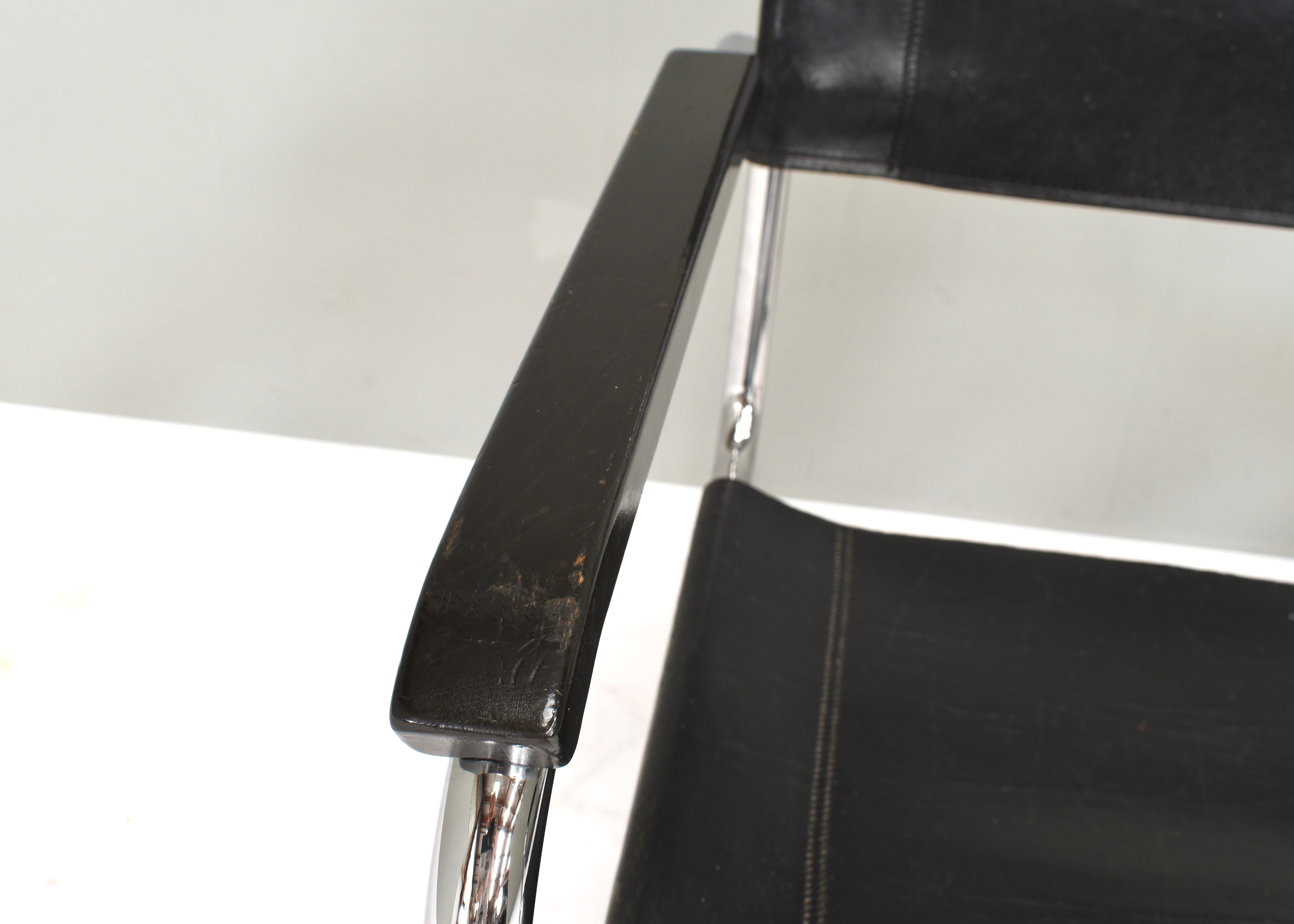 Chaises luge Thonet S34 de Mart Stam en cuir noir et chrome - Allemagne en vente 9