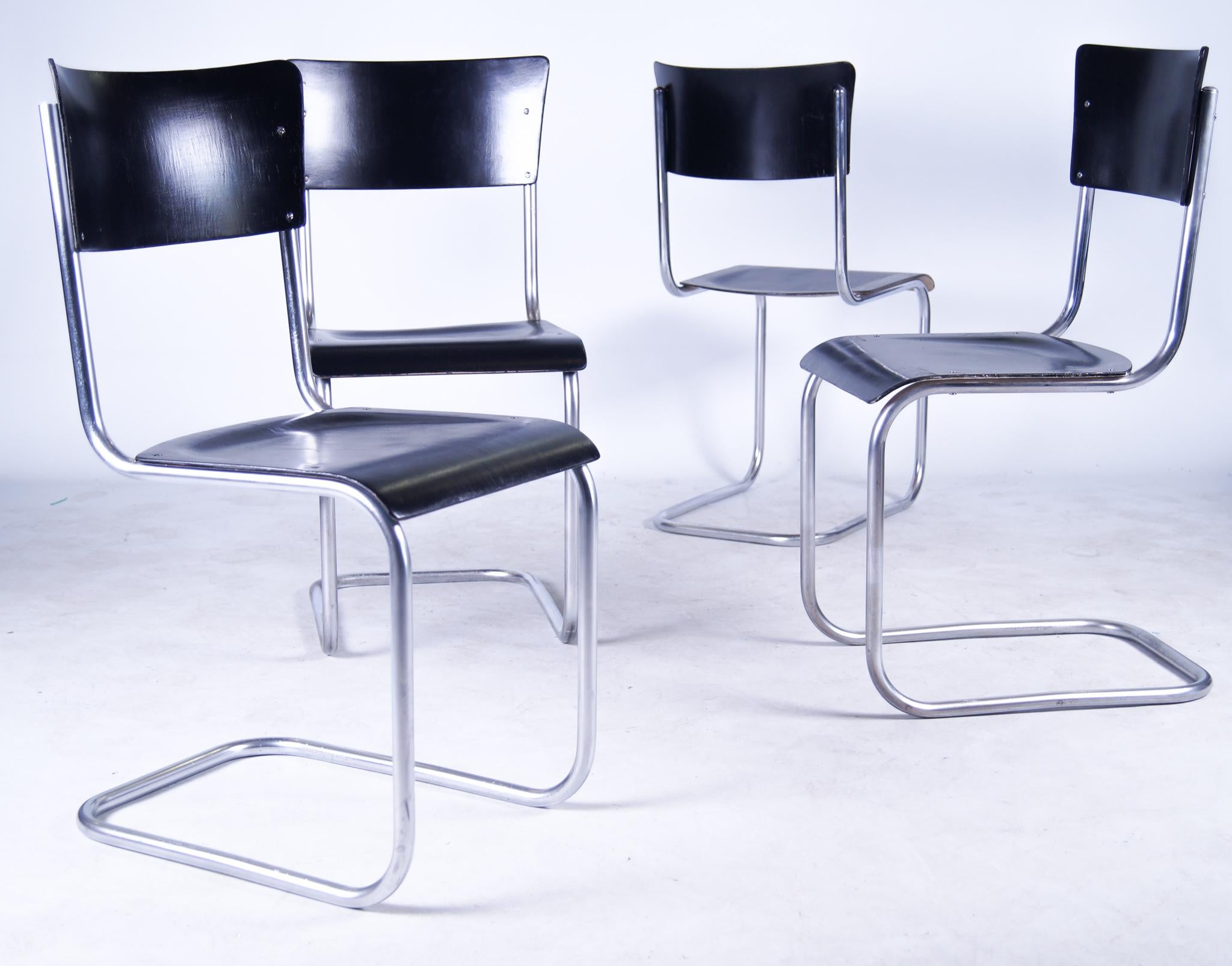 Thonet S43 by Mart Stam, Set of 4 In Good Condition In Soesterberg, UT