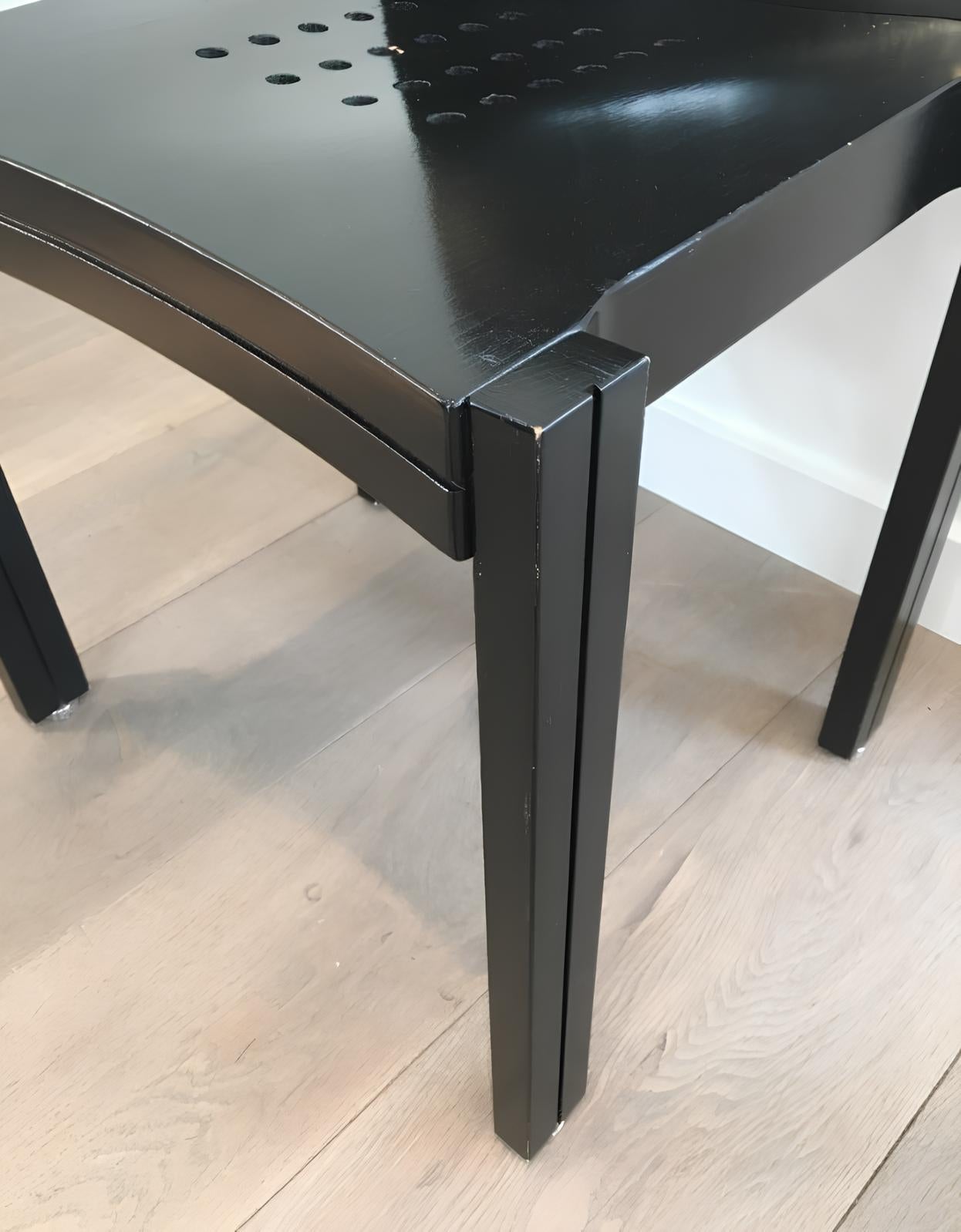 Fine XX secolo Thonet, Set di 6 sedie in legno nero di raro design in vendita