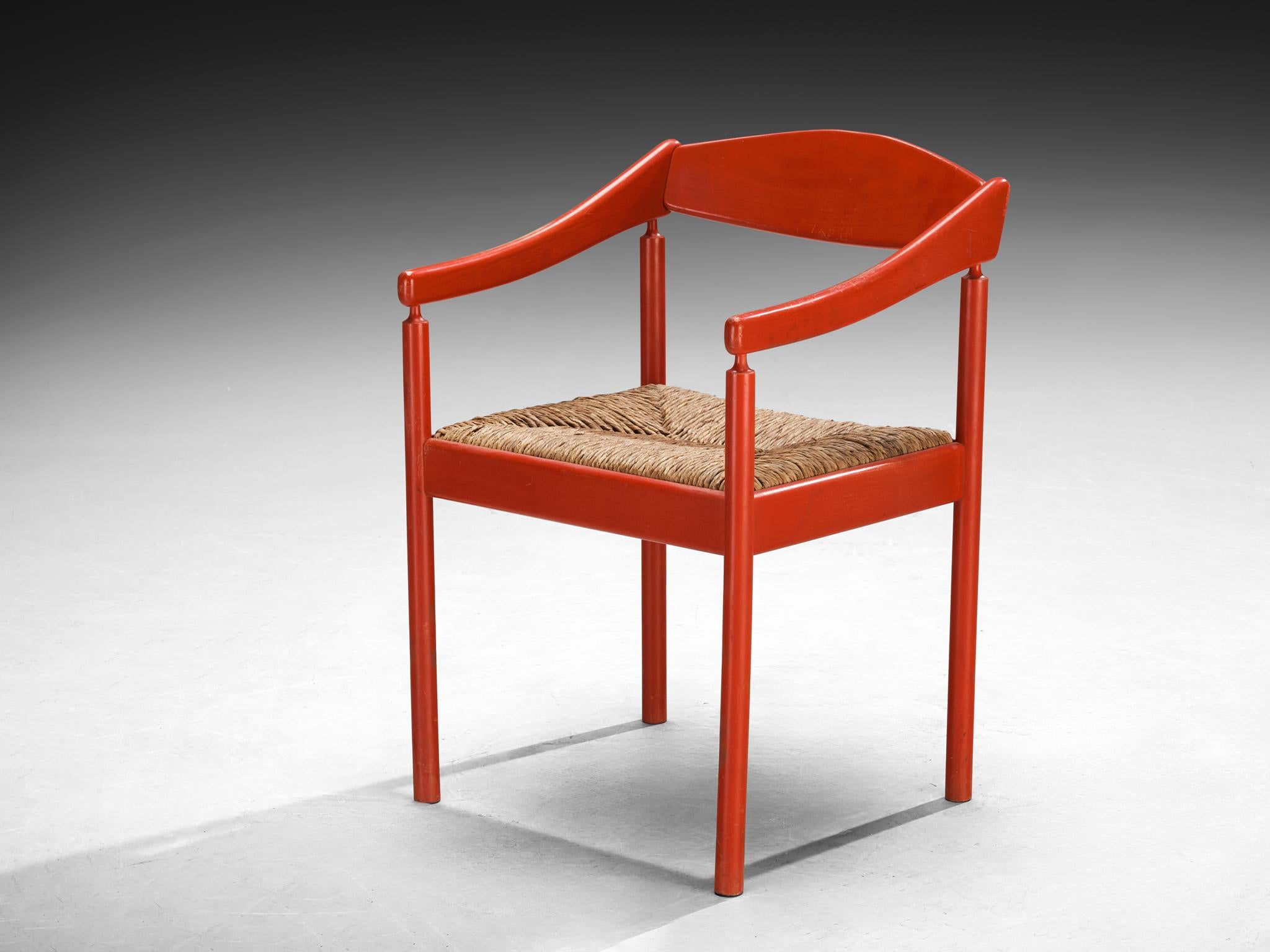 Européen Ensemble Thonet de huit fauteuils avec cadre laqué rouge et sièges en jonc en vente