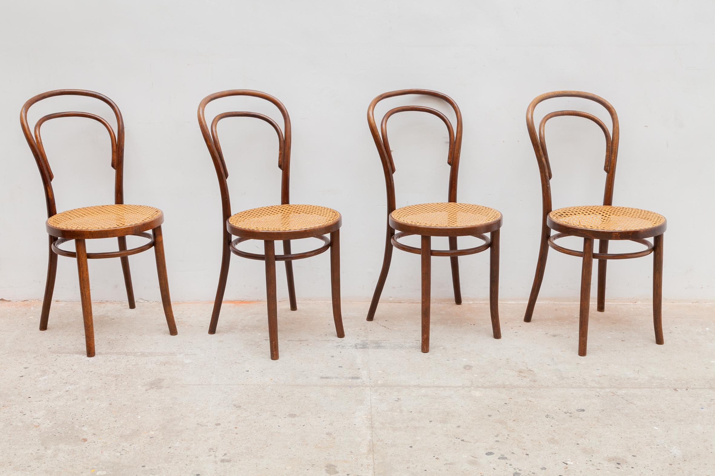 Austrian Thonet Set of Four No.14 Chairs and Two Stools, 1930s, Austria
