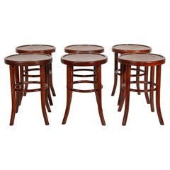 Juego de seis taburetes Thonet