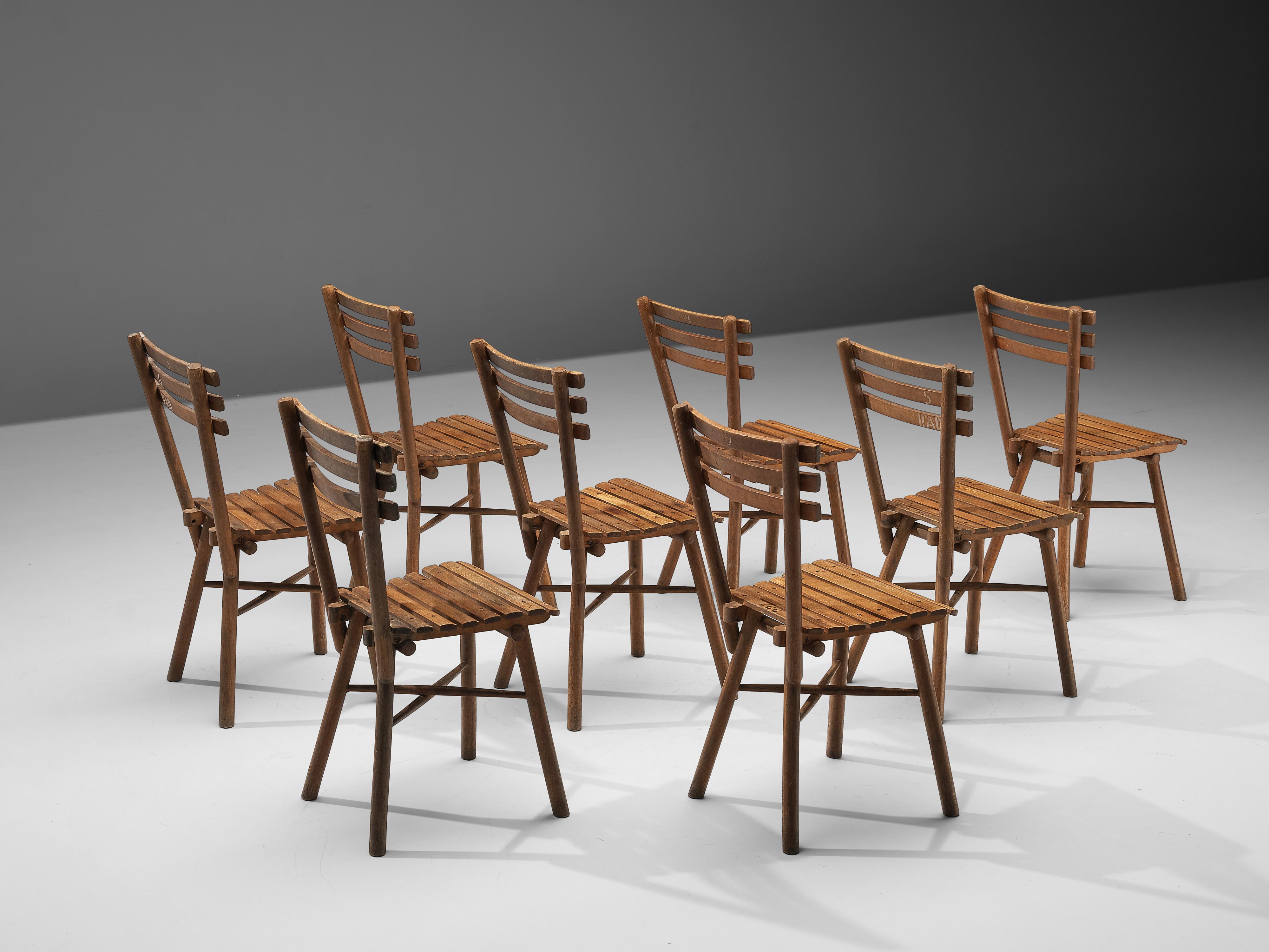 Thonet Slat Chairs in Patinated Wood In Good Condition In Waalwijk, NL