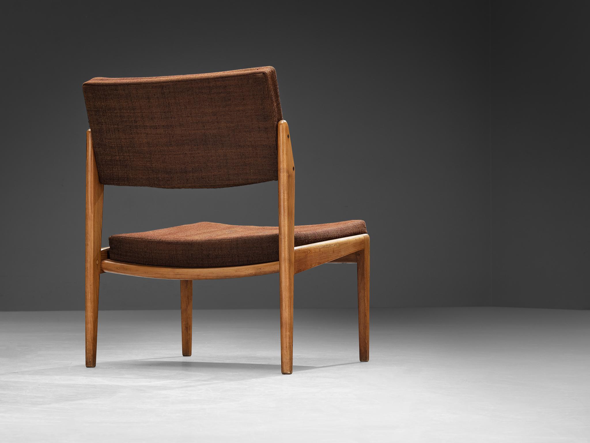 Austrian Thonet Slipper Chair in Cherry and Brown Upholstery For Sale